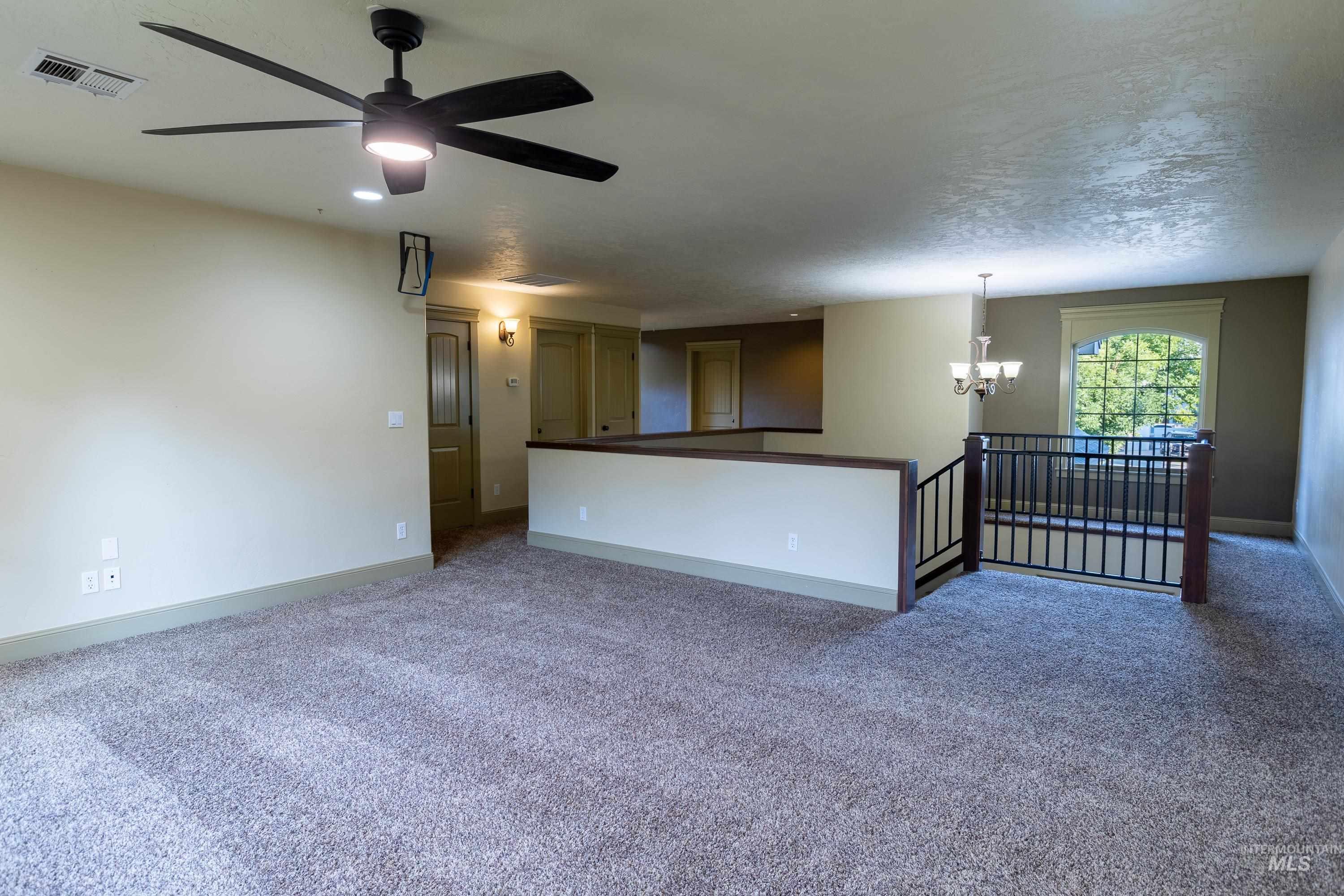 1818 W Silver Creek Court Property Photo 29