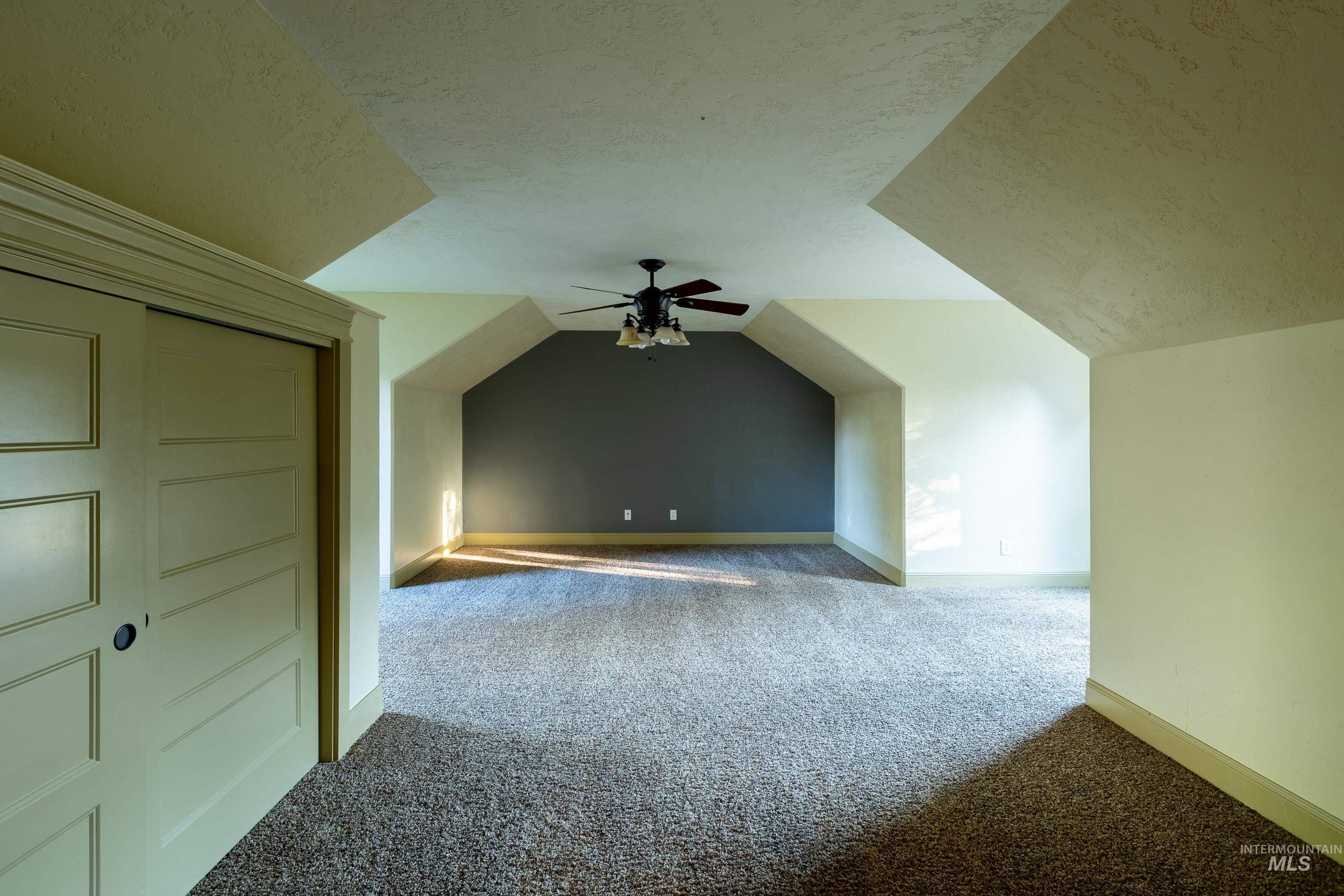 1818 W Silver Creek Court Property Photo 42