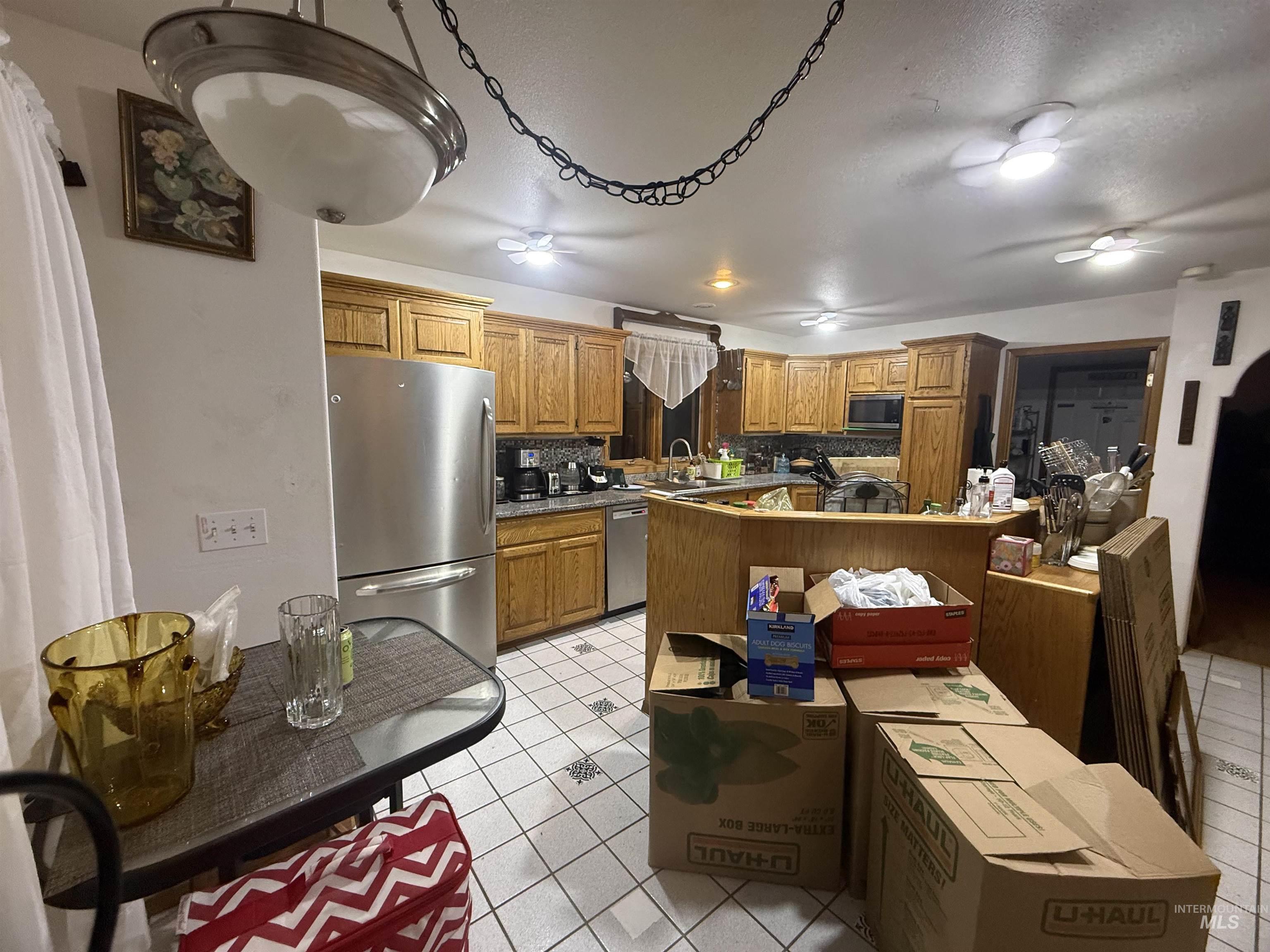 920 Public Ave Property Photo 3