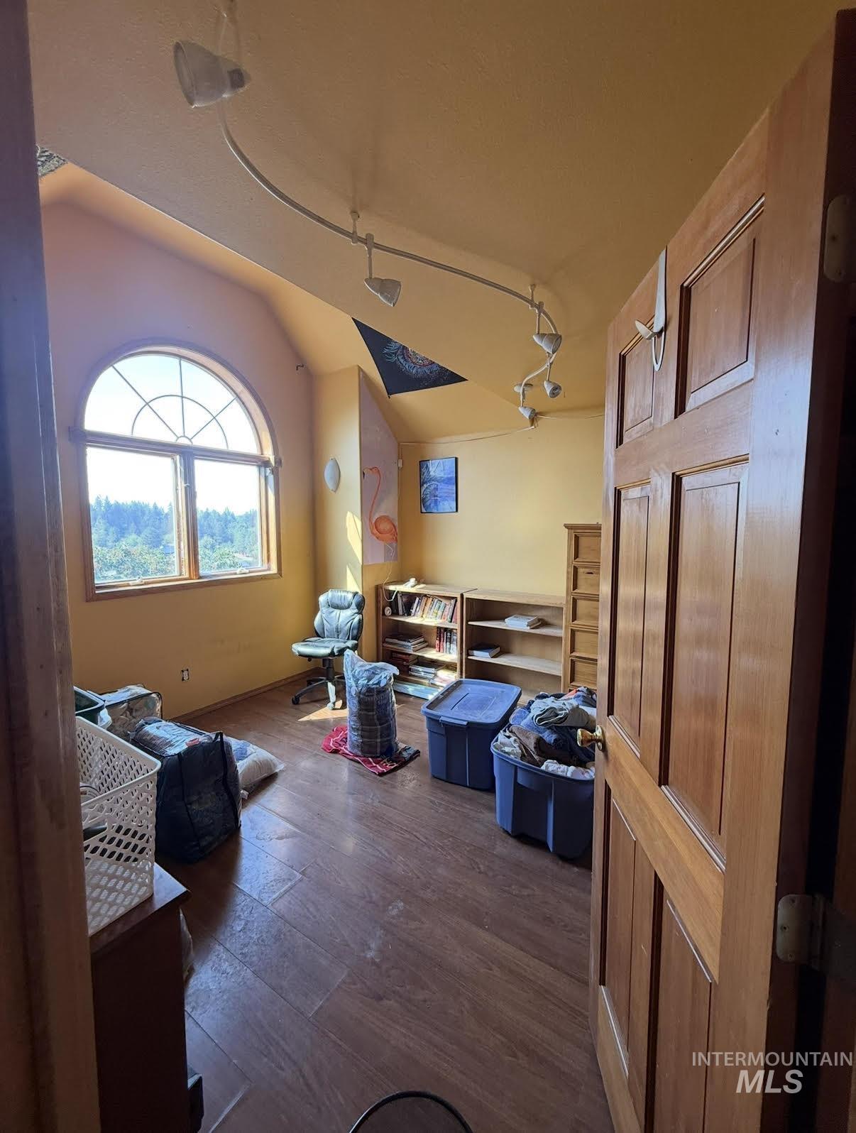 920 Public Ave Property Photo 18