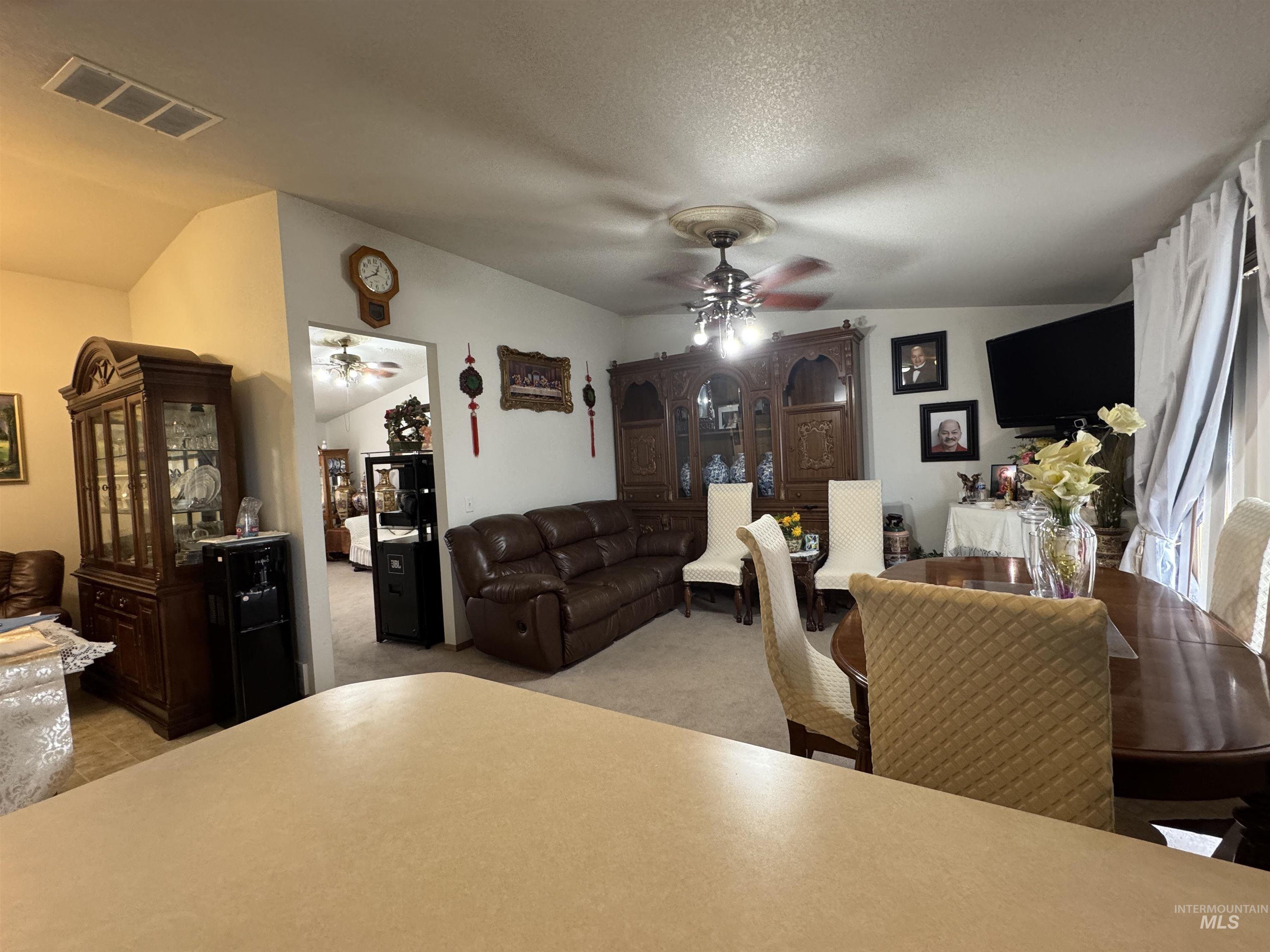 2621 Nw Doris Dr Property Photo 12