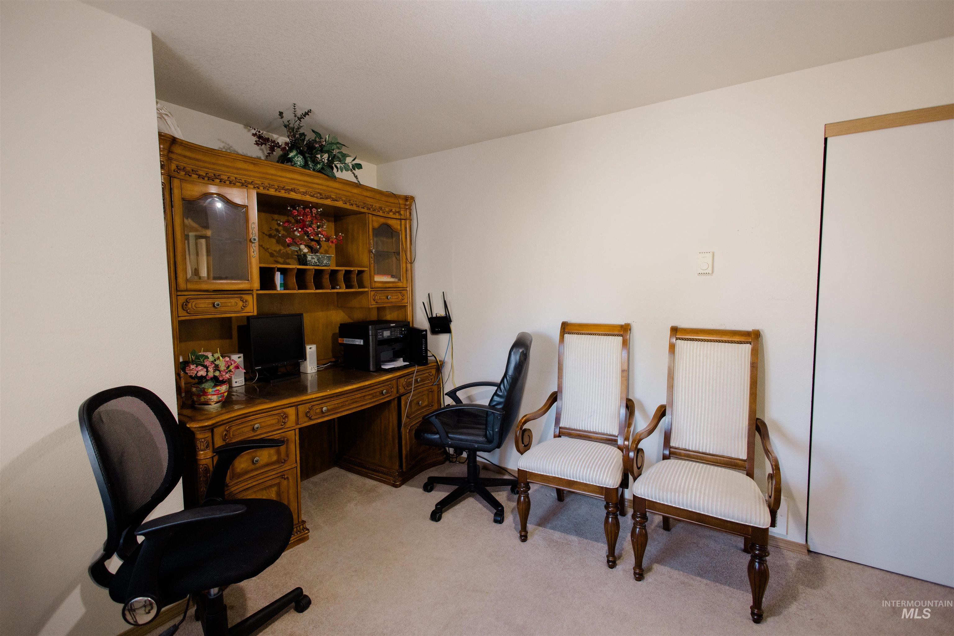 2621 Nw Doris Dr Property Photo 35