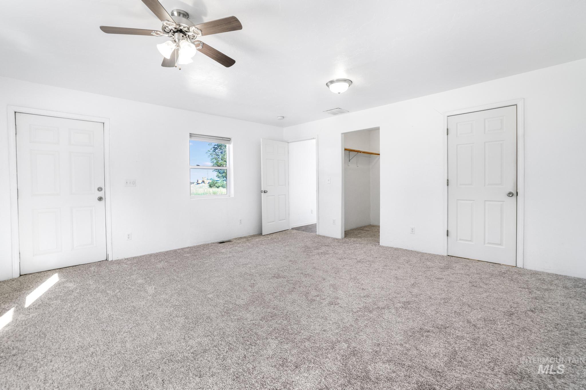 351 Kentucky Property Photo 11