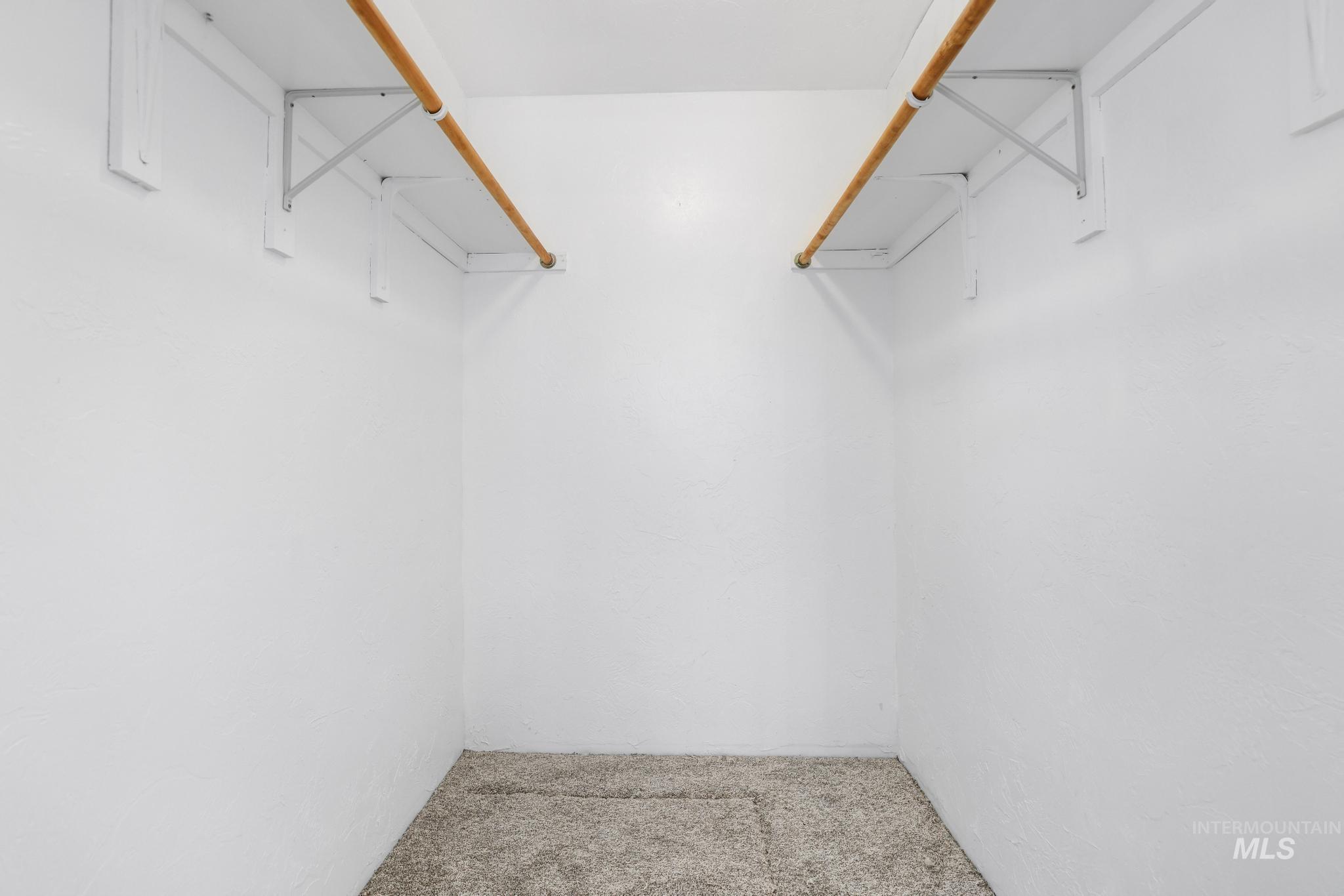 351 Kentucky Property Photo 15