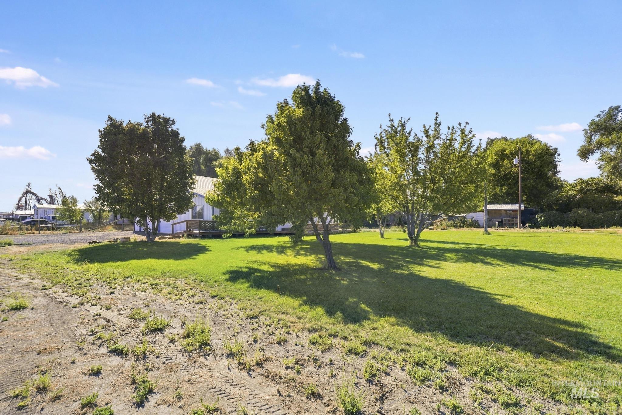351 Kentucky Property Photo 25