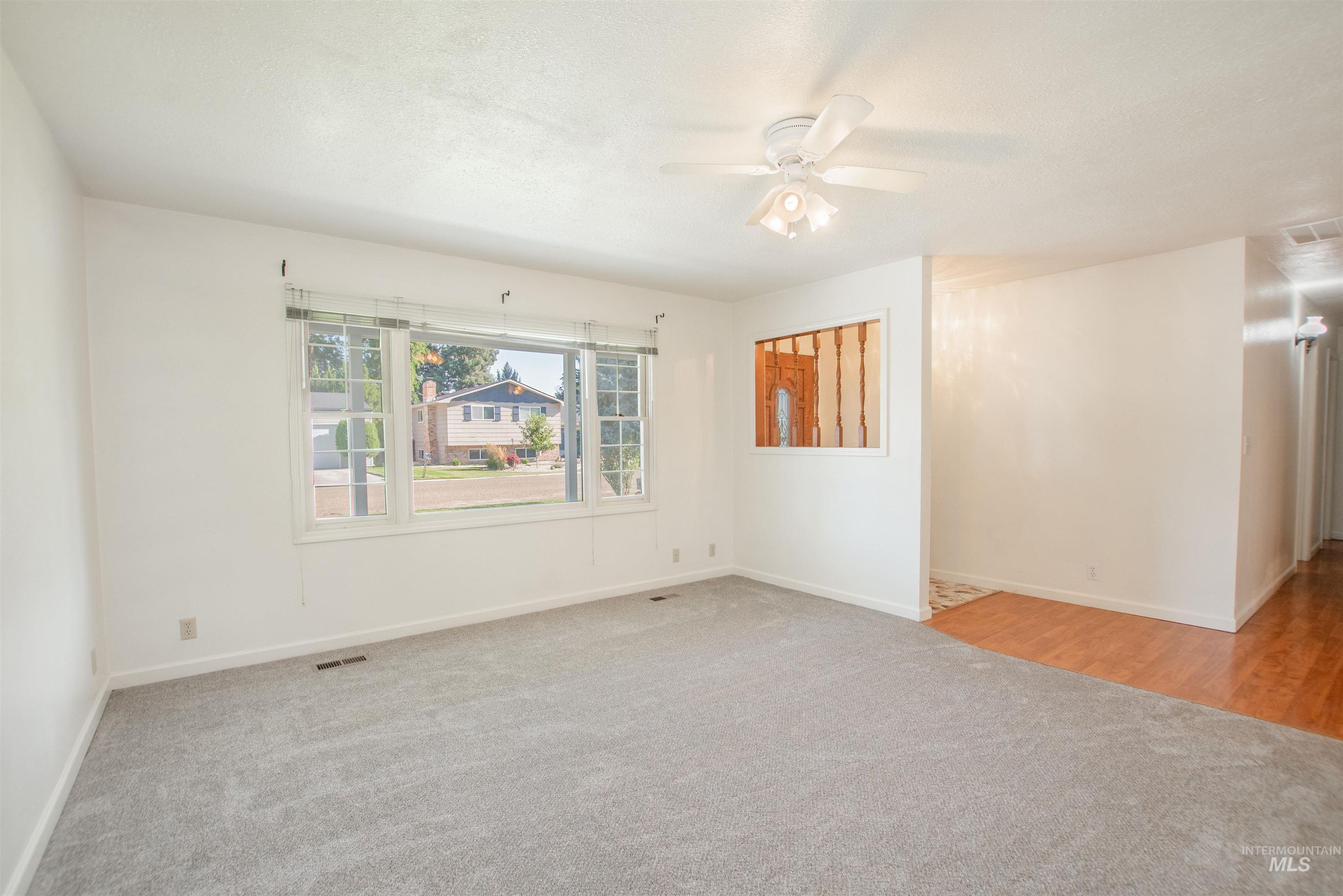 715 Winther Boulevard Property Photo 7