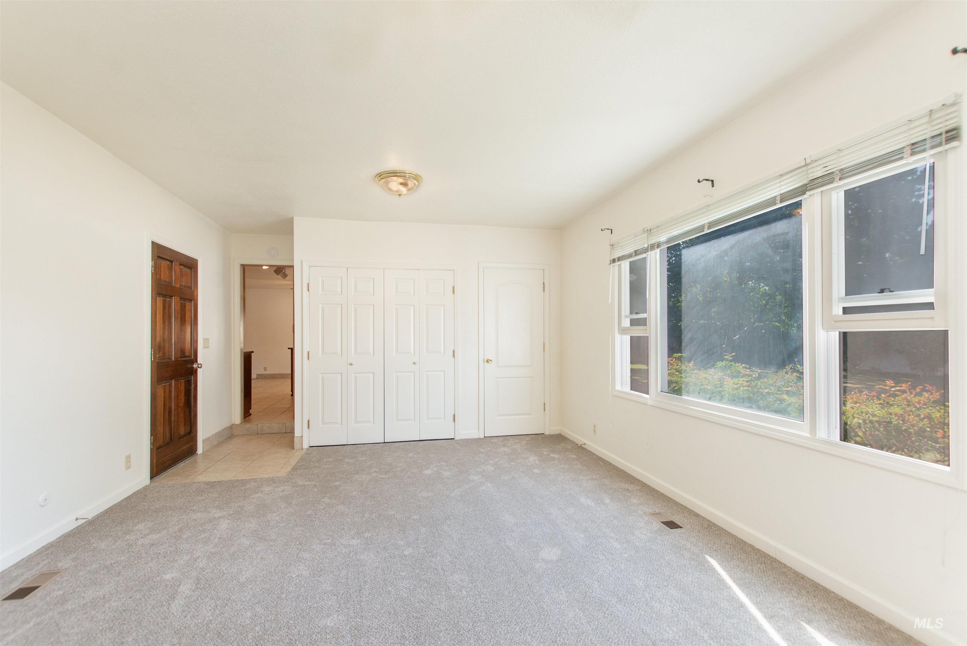 715 Winther Boulevard Property Photo 17
