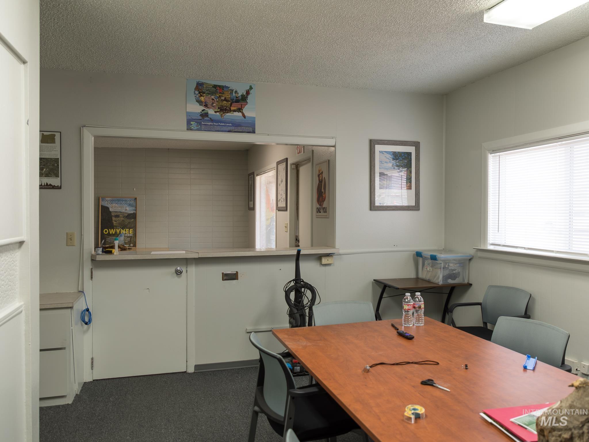 992 W Idaho Property Photo 34