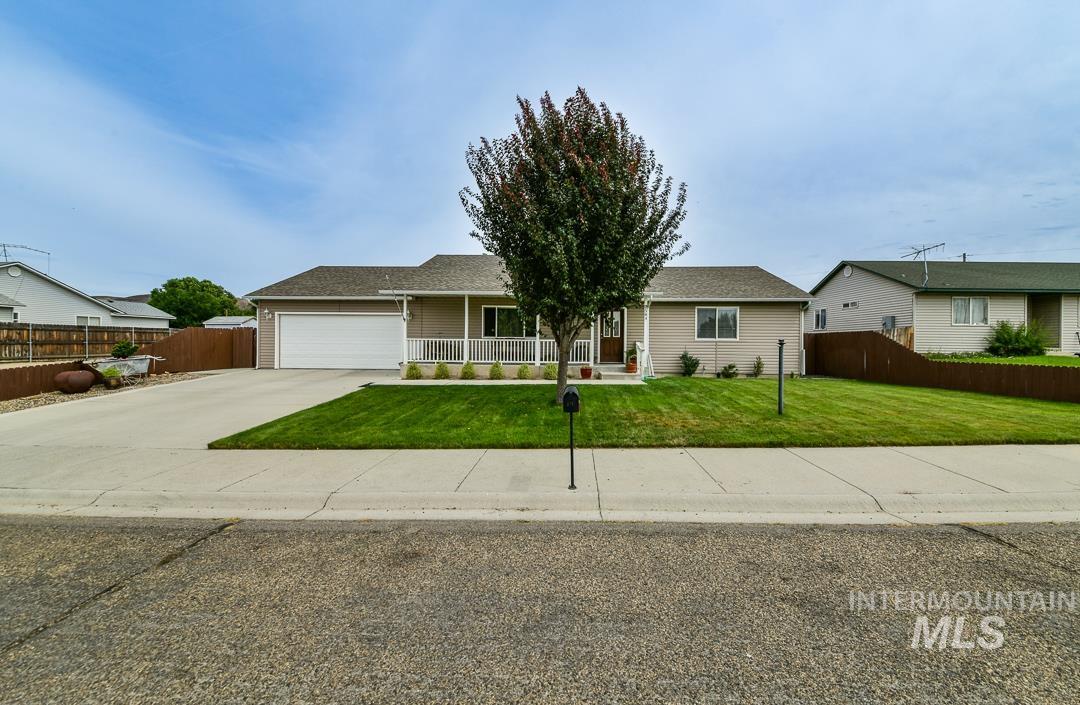 2584 W 8th St Property Photo 8