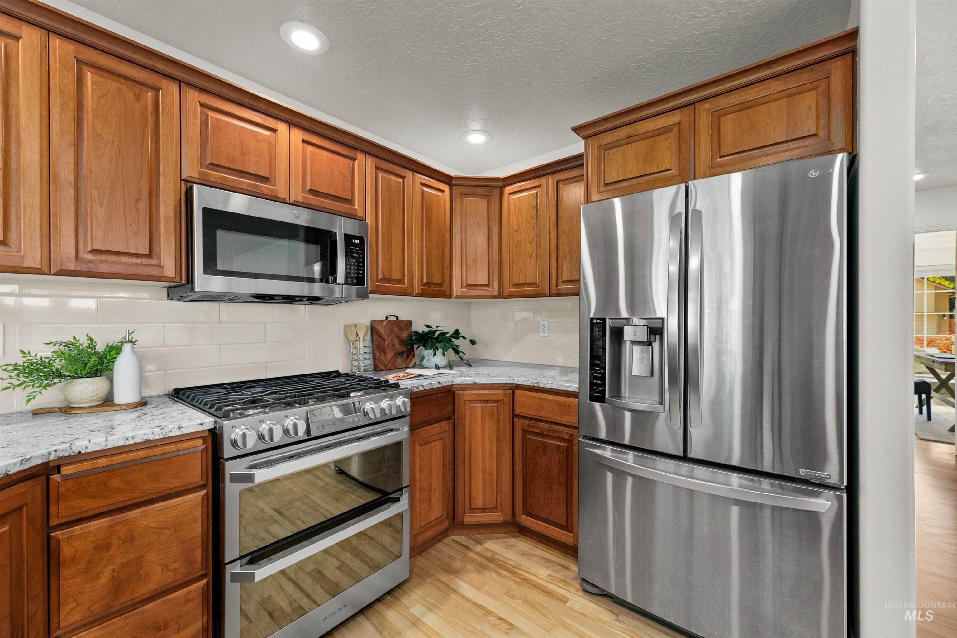 2211 S Weimaraner Way Property Photo 12