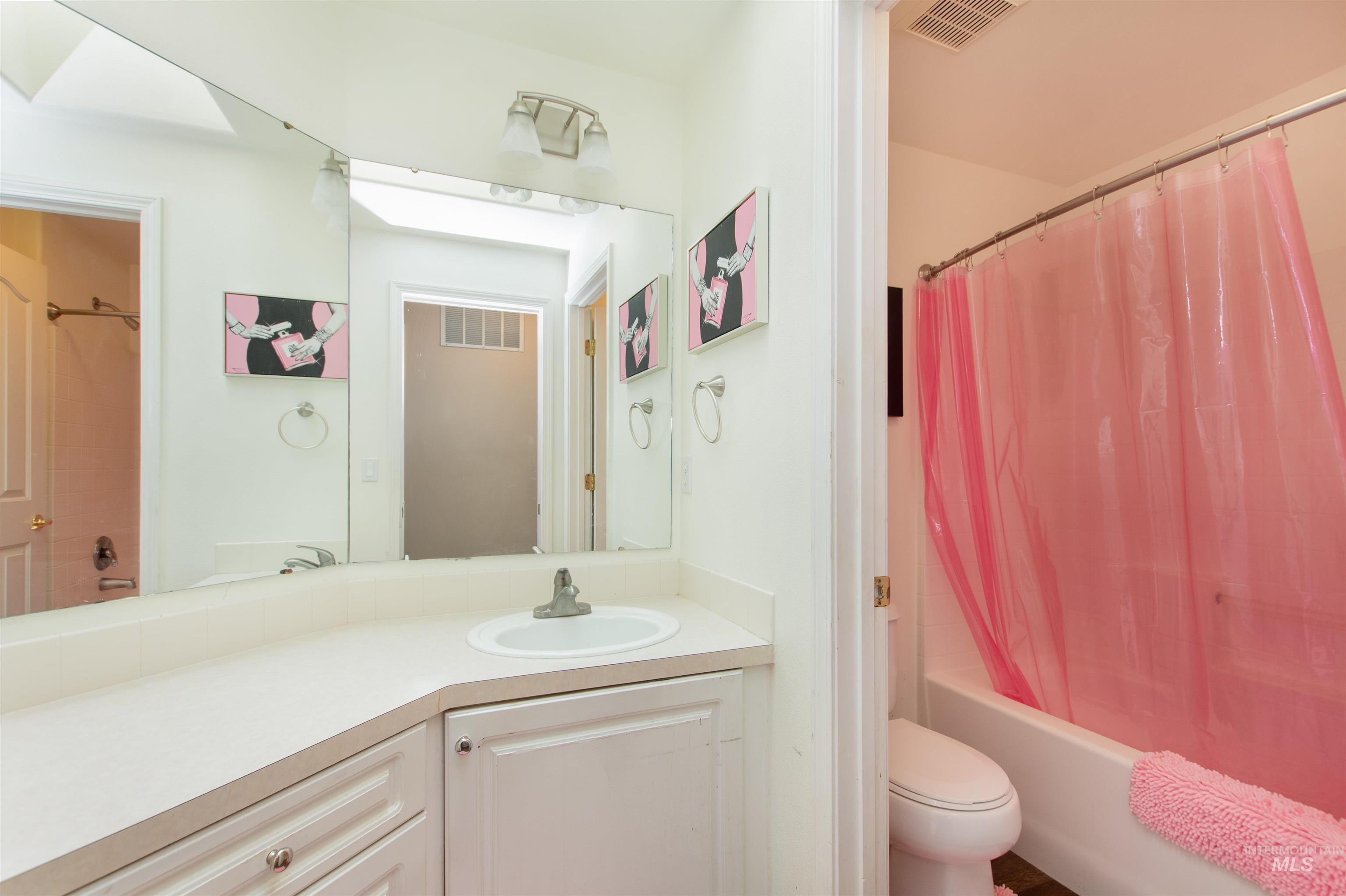 2100 S Tollgate Way Property Photo 29