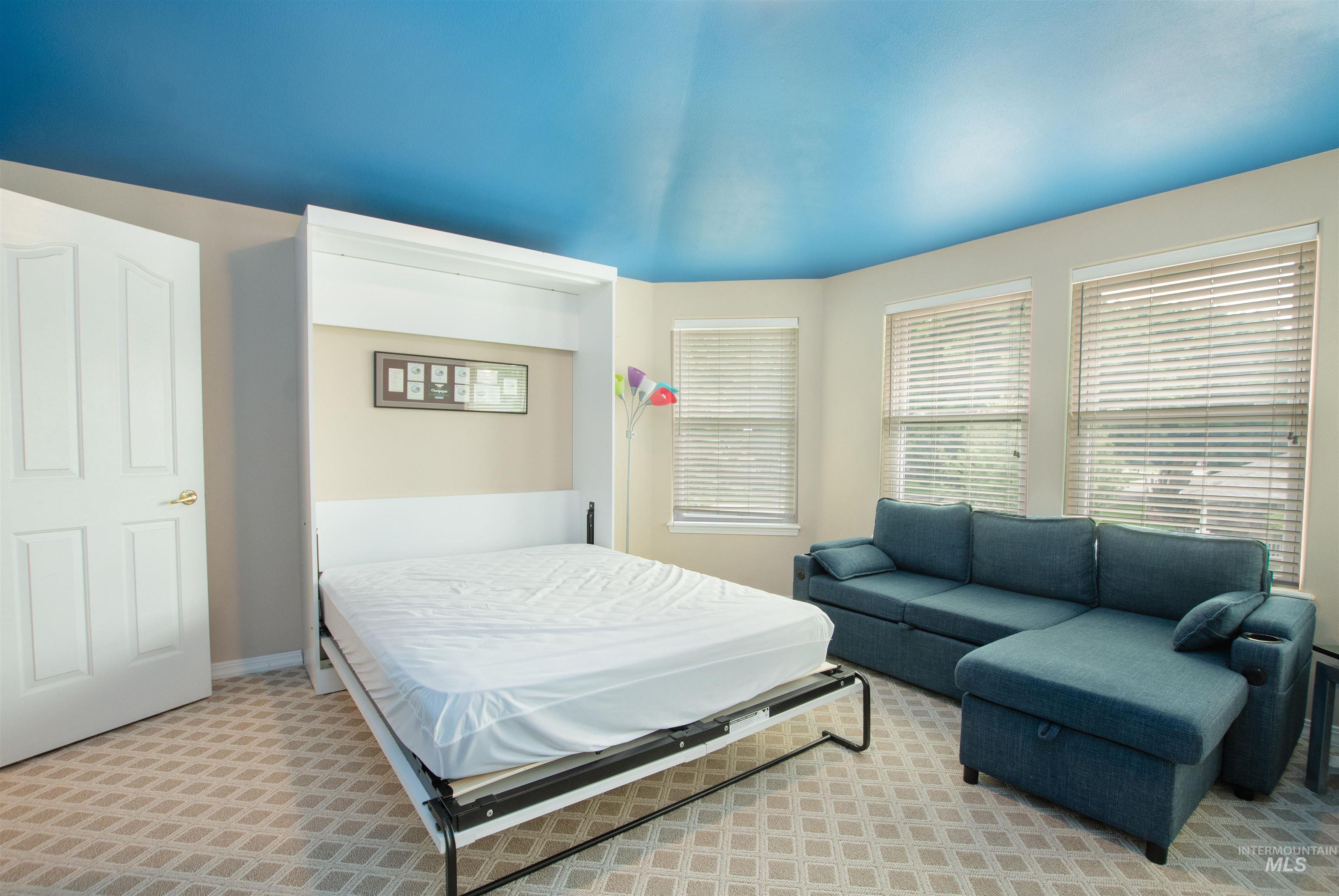 2100 S Tollgate Way Property Photo 32