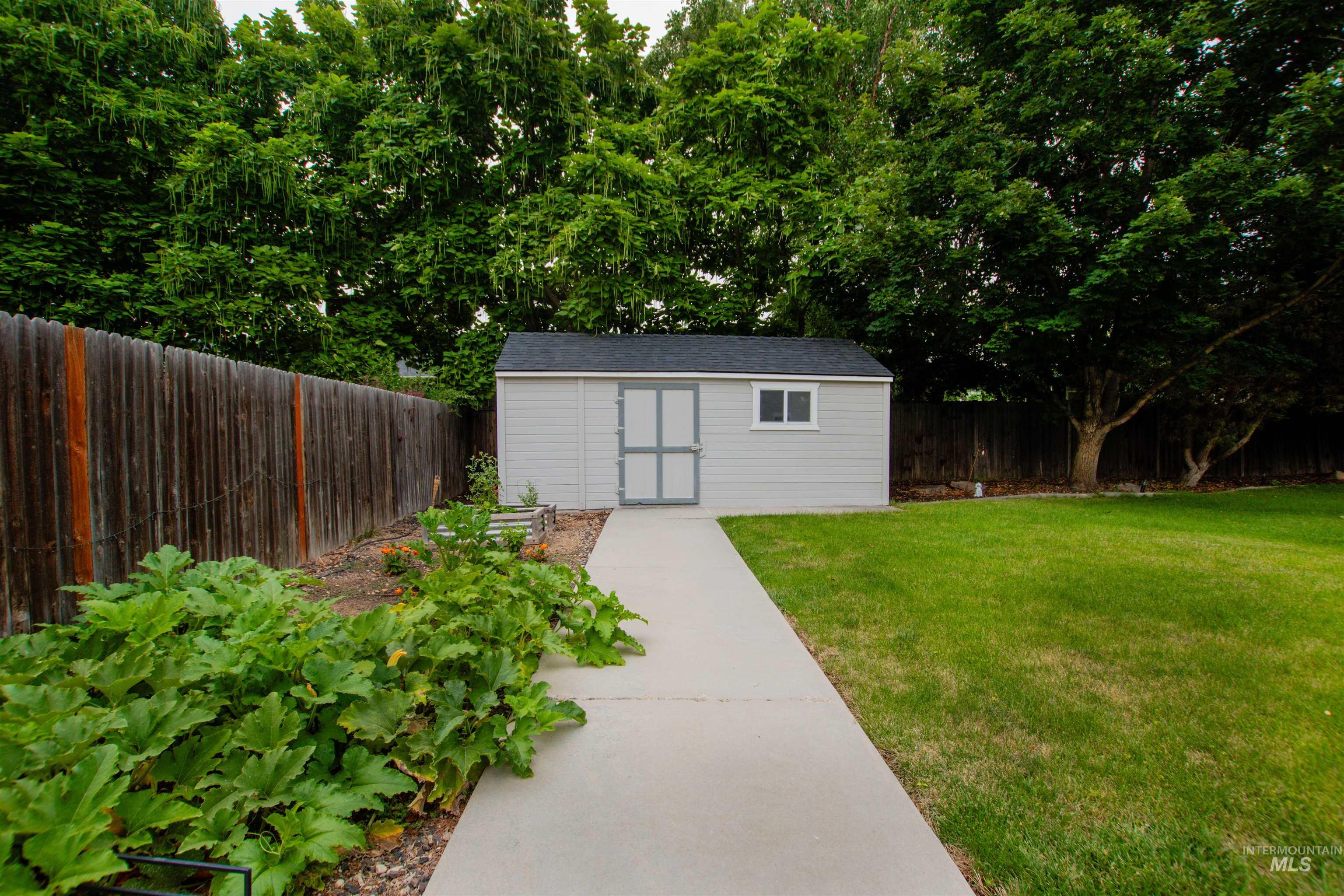 2100 S Tollgate Way Property Photo 40