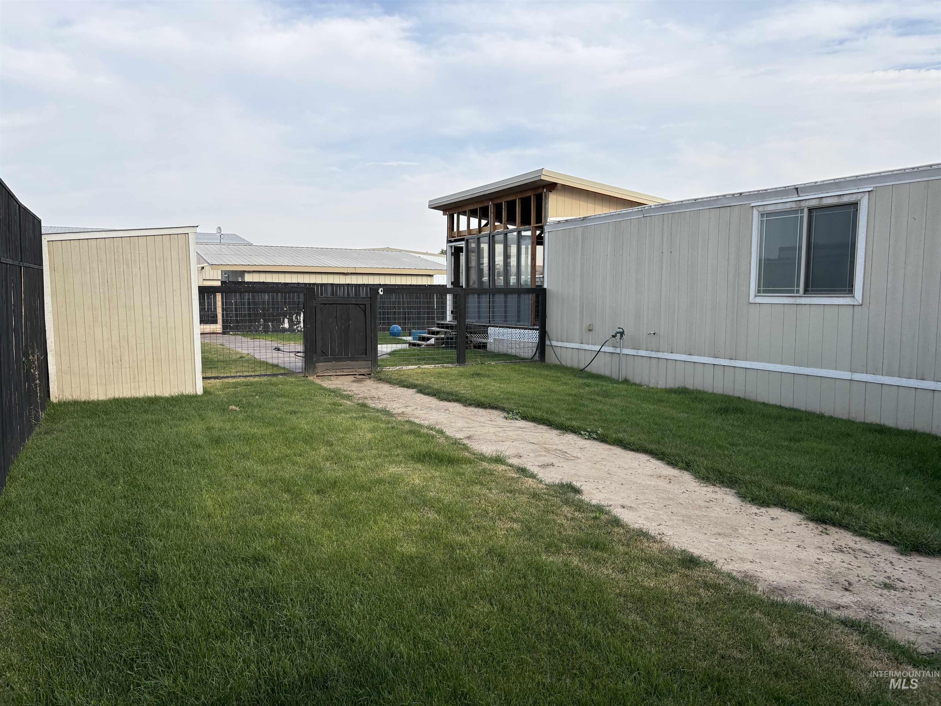 1637 13th Street Property Photo 4