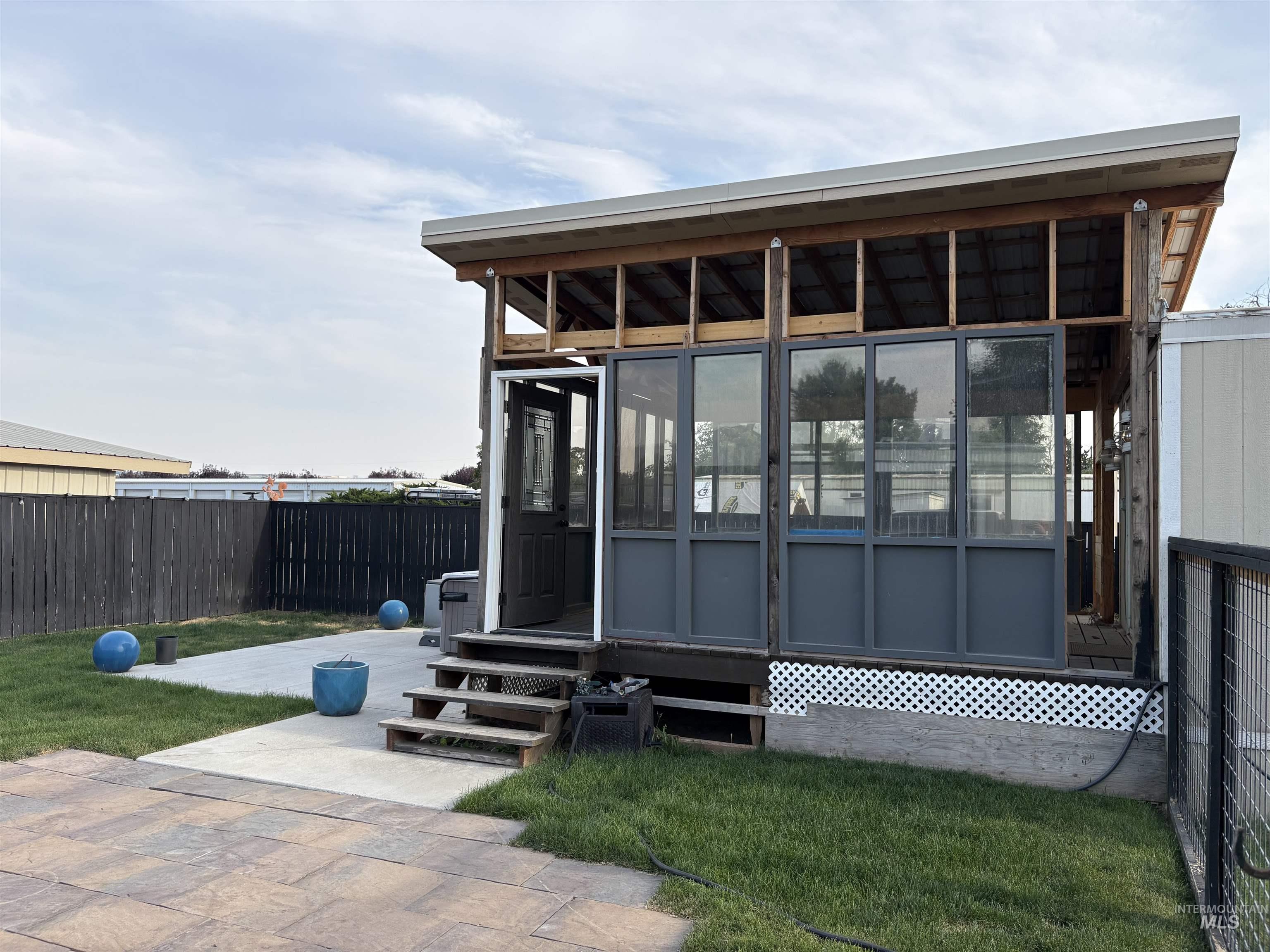 1637 13th Street Property Photo 7