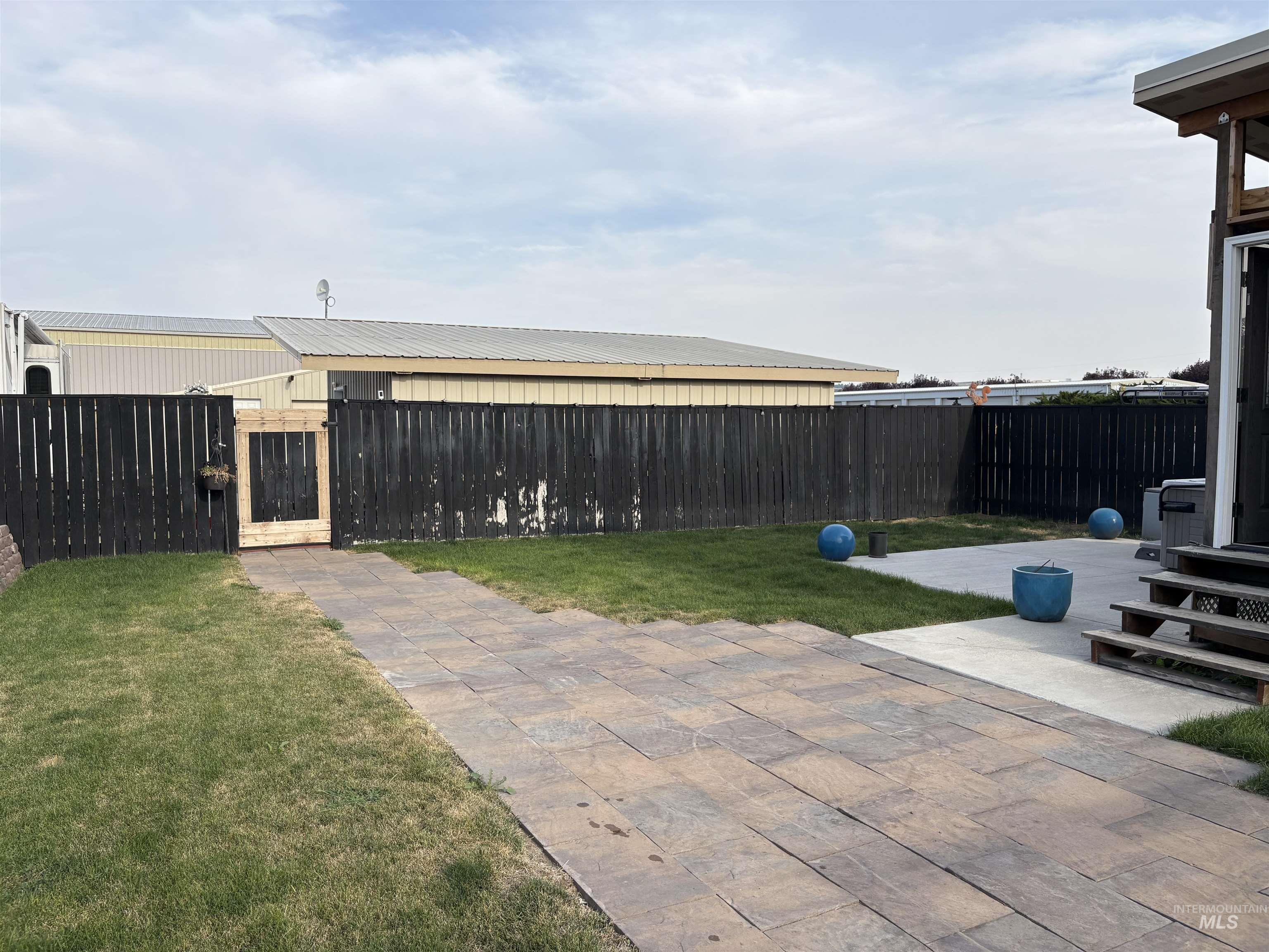 1637 13th Street Property Photo 8