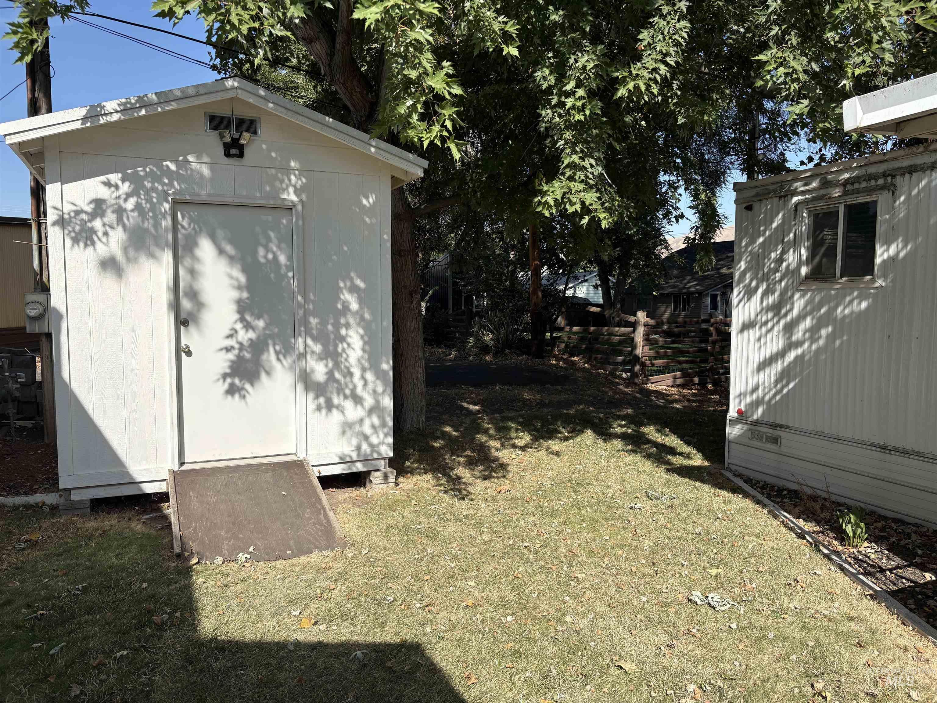 1265 Elm Street Property Photo 4