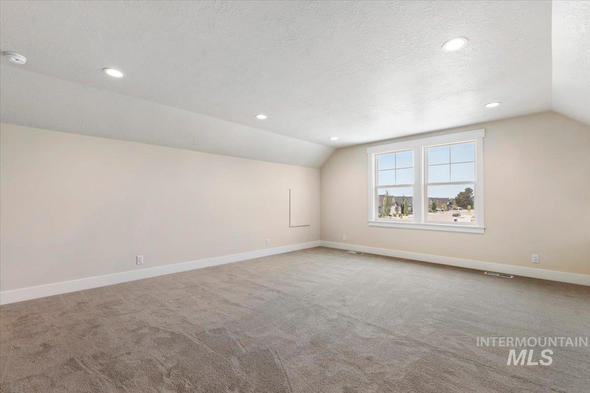 328 N Blossom River Ln Property Photo 8