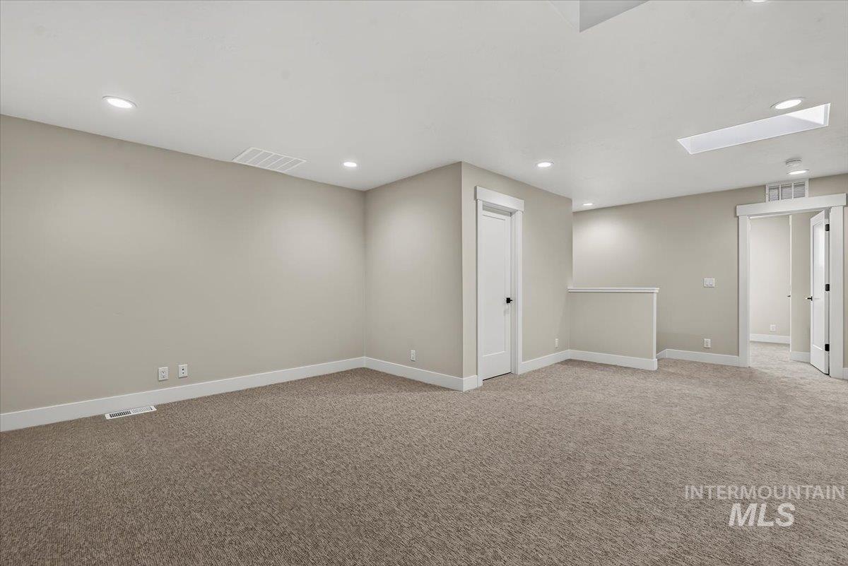 340 N Blossom River Ln Property Photo 14