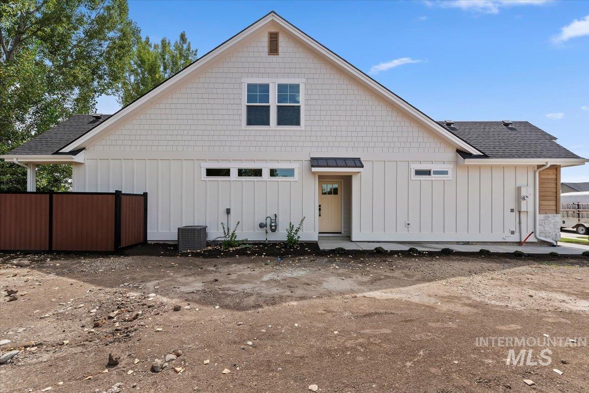 340 N Blossom River Ln Property Photo 17