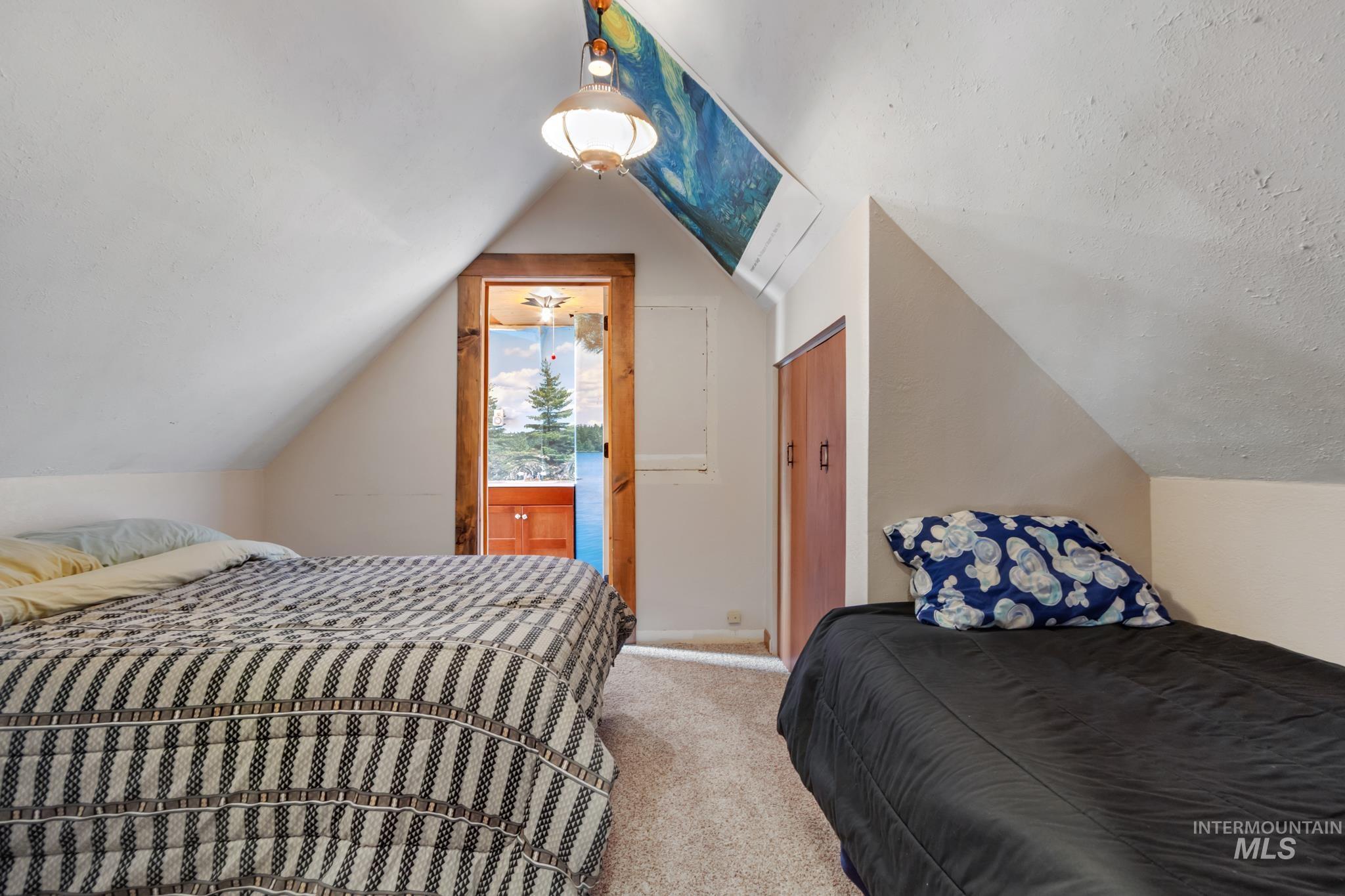 90 Meadow Drive Property Photo 15