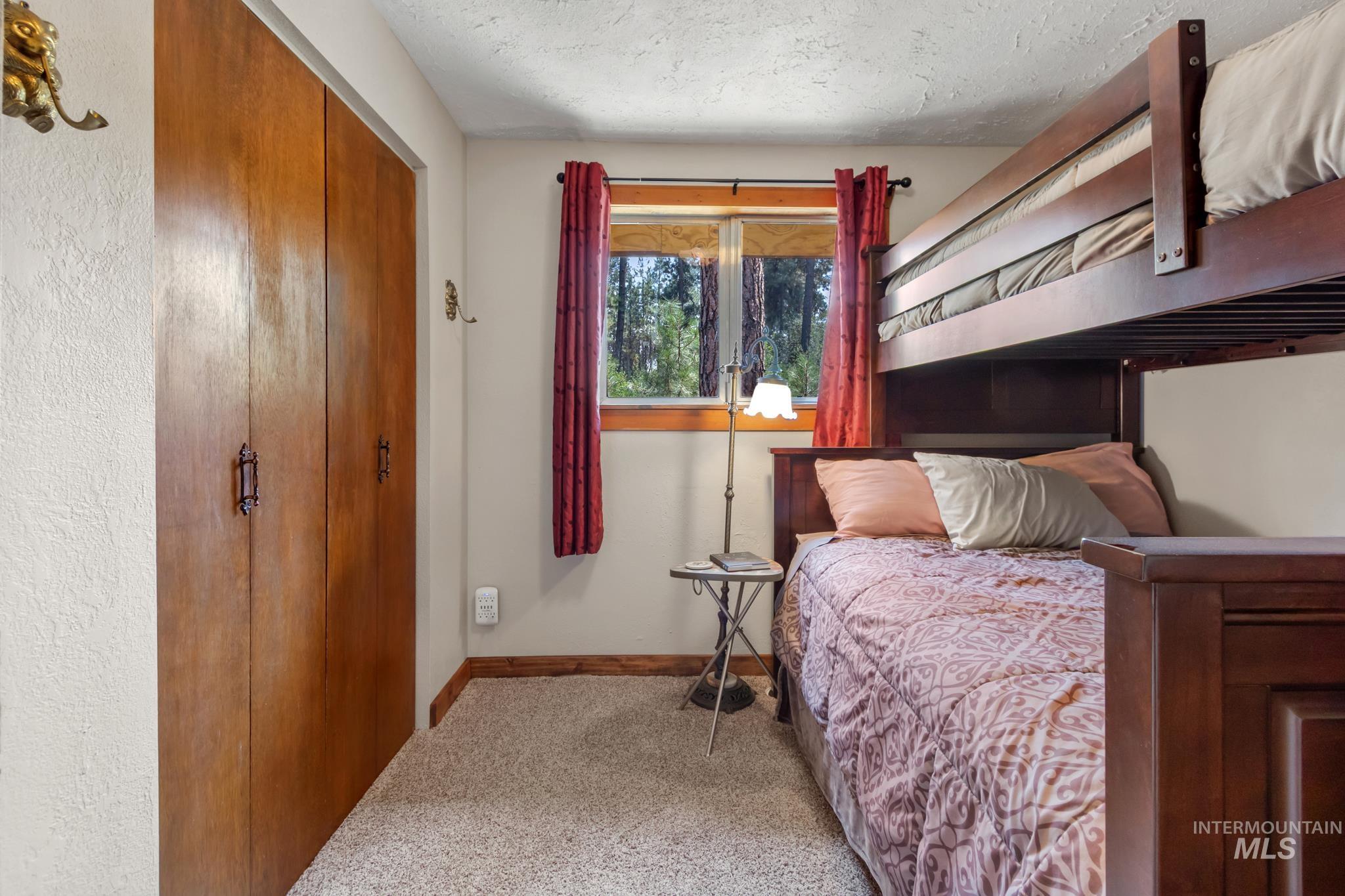 90 Meadow Drive Property Photo 23