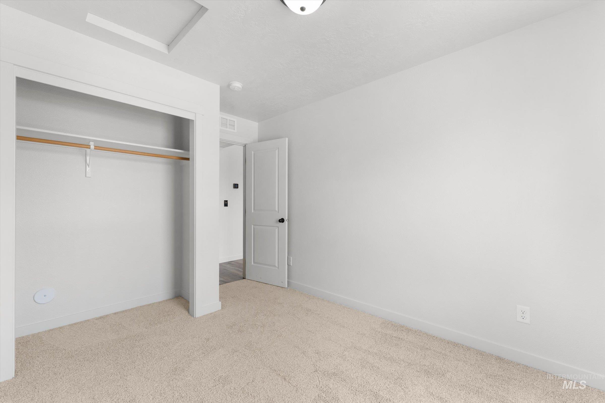 16935 Bethany Ave. Property Photo 20