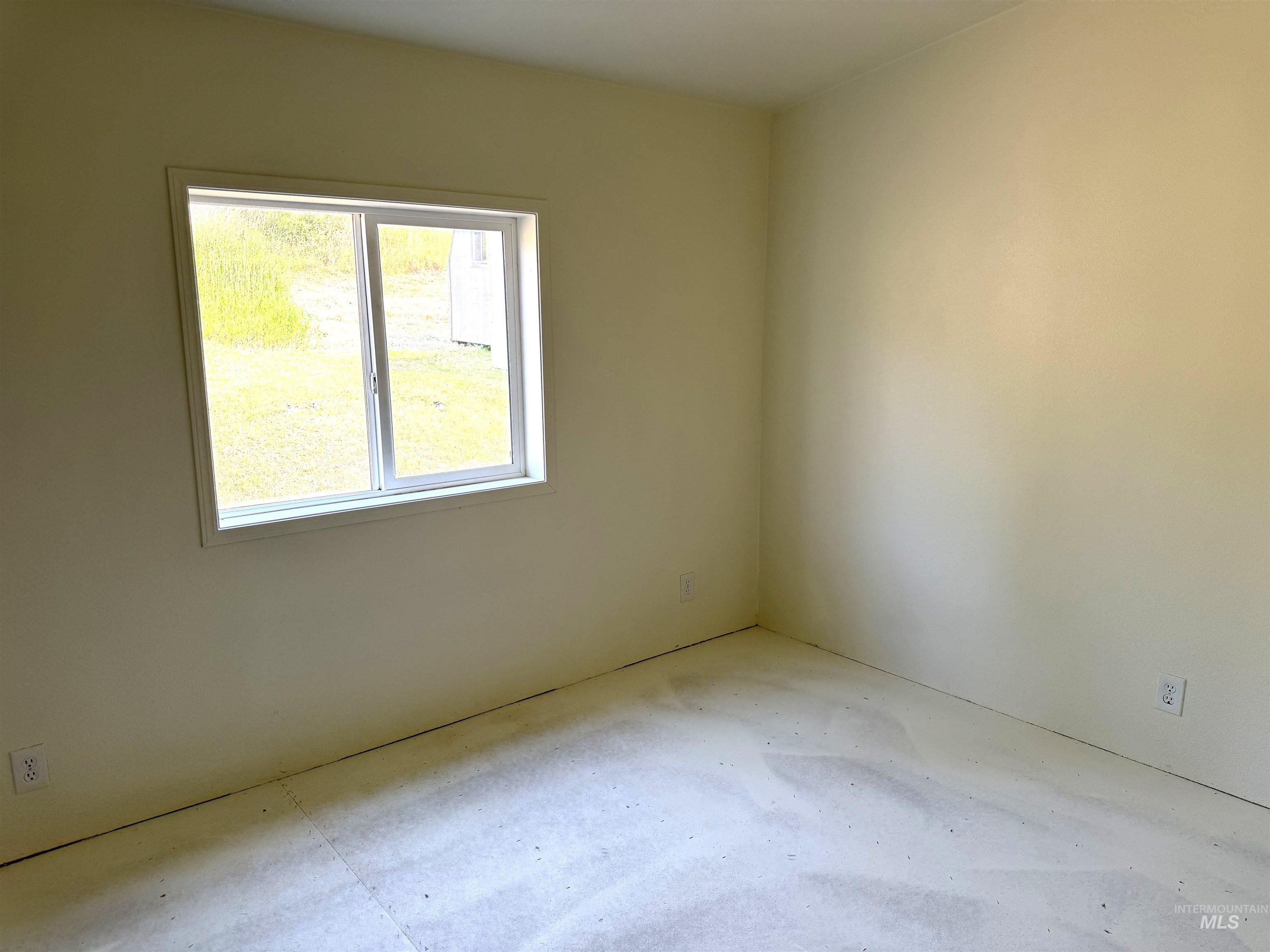 1416 Hatter Creek Property Photo 10