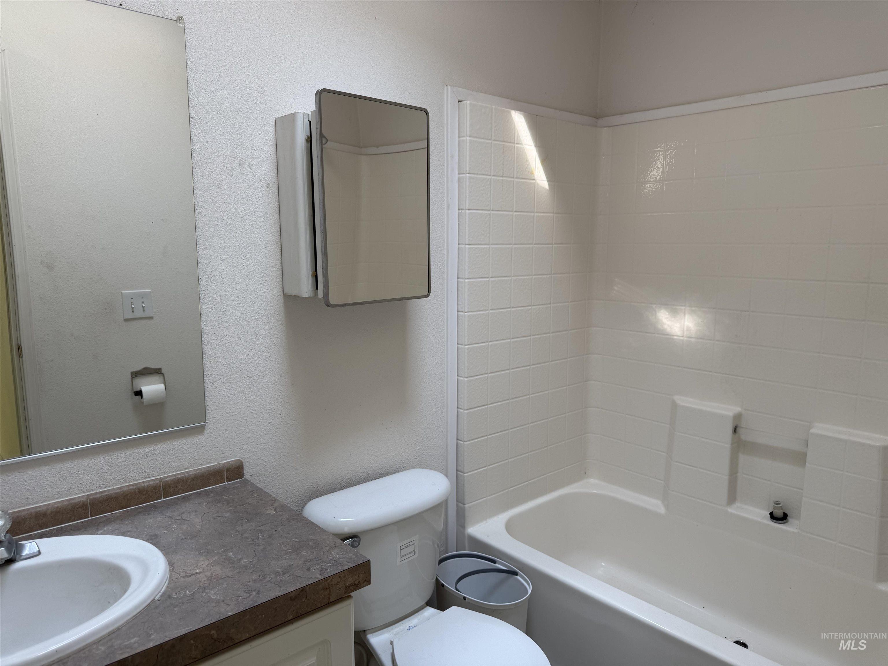 1416 Hatter Creek Property Photo 11