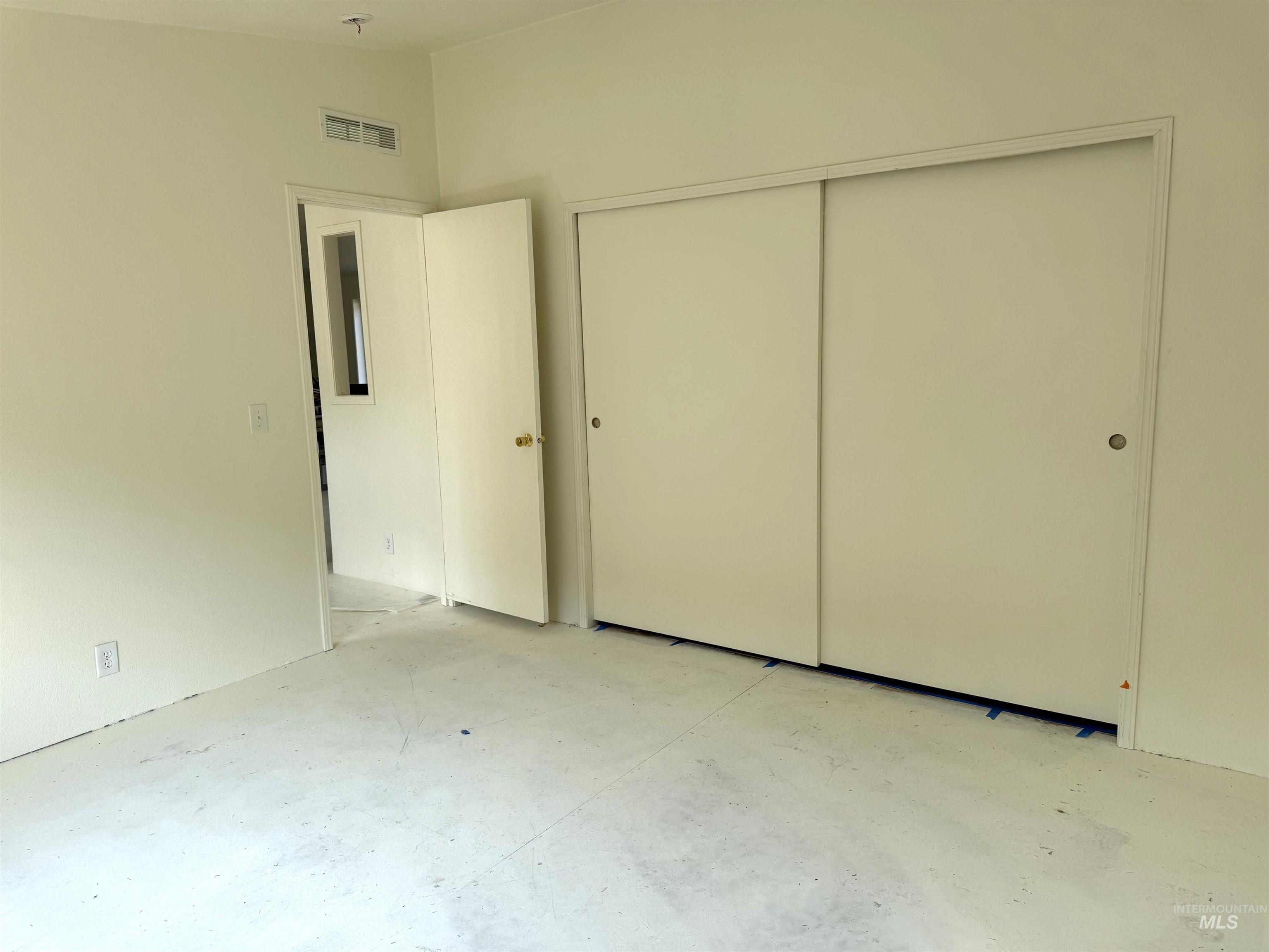 1416 Hatter Creek Property Photo 13