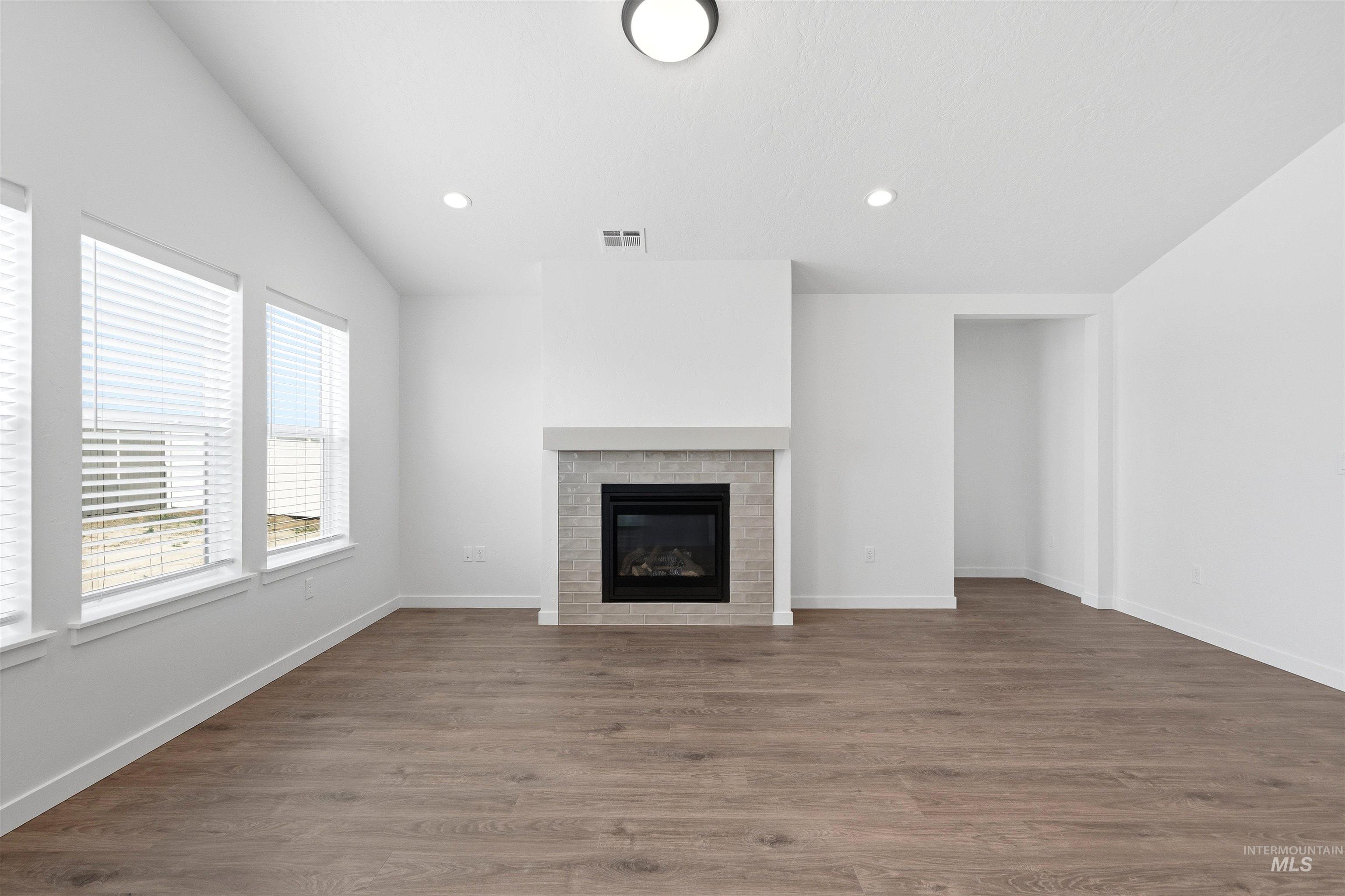 4321 Solitude Way Property Photo 11