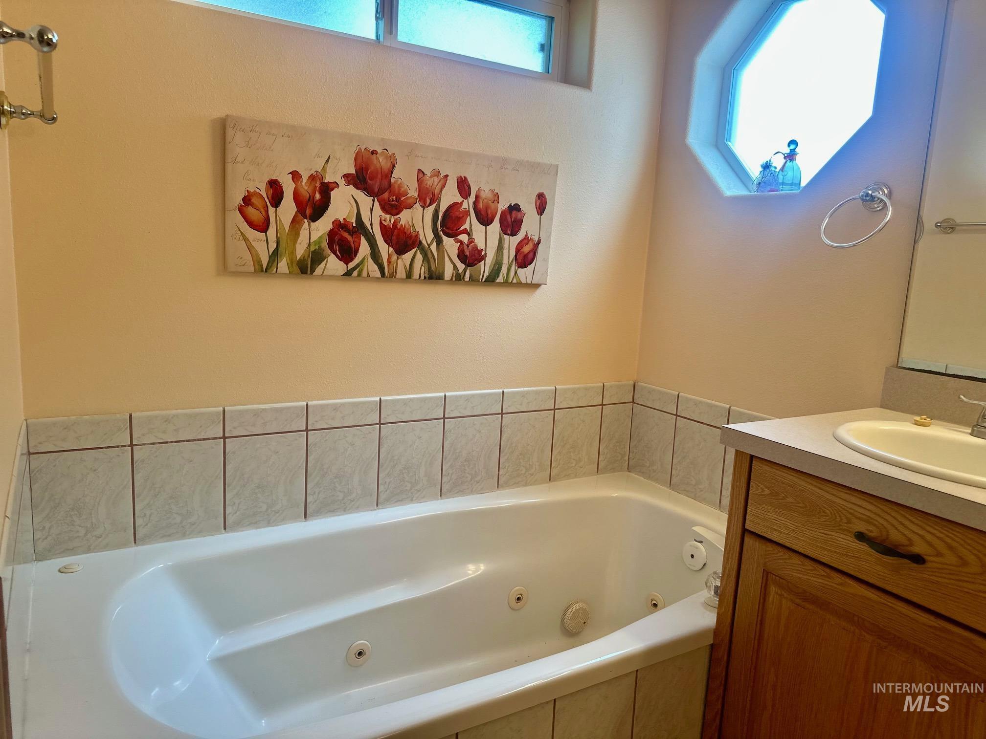 3484 E 3195 N Property Photo 11