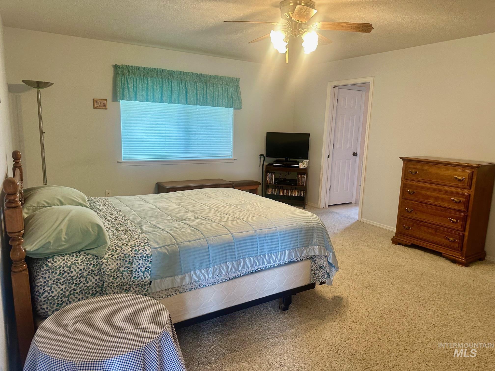 3484 E 3195 N Property Photo 12
