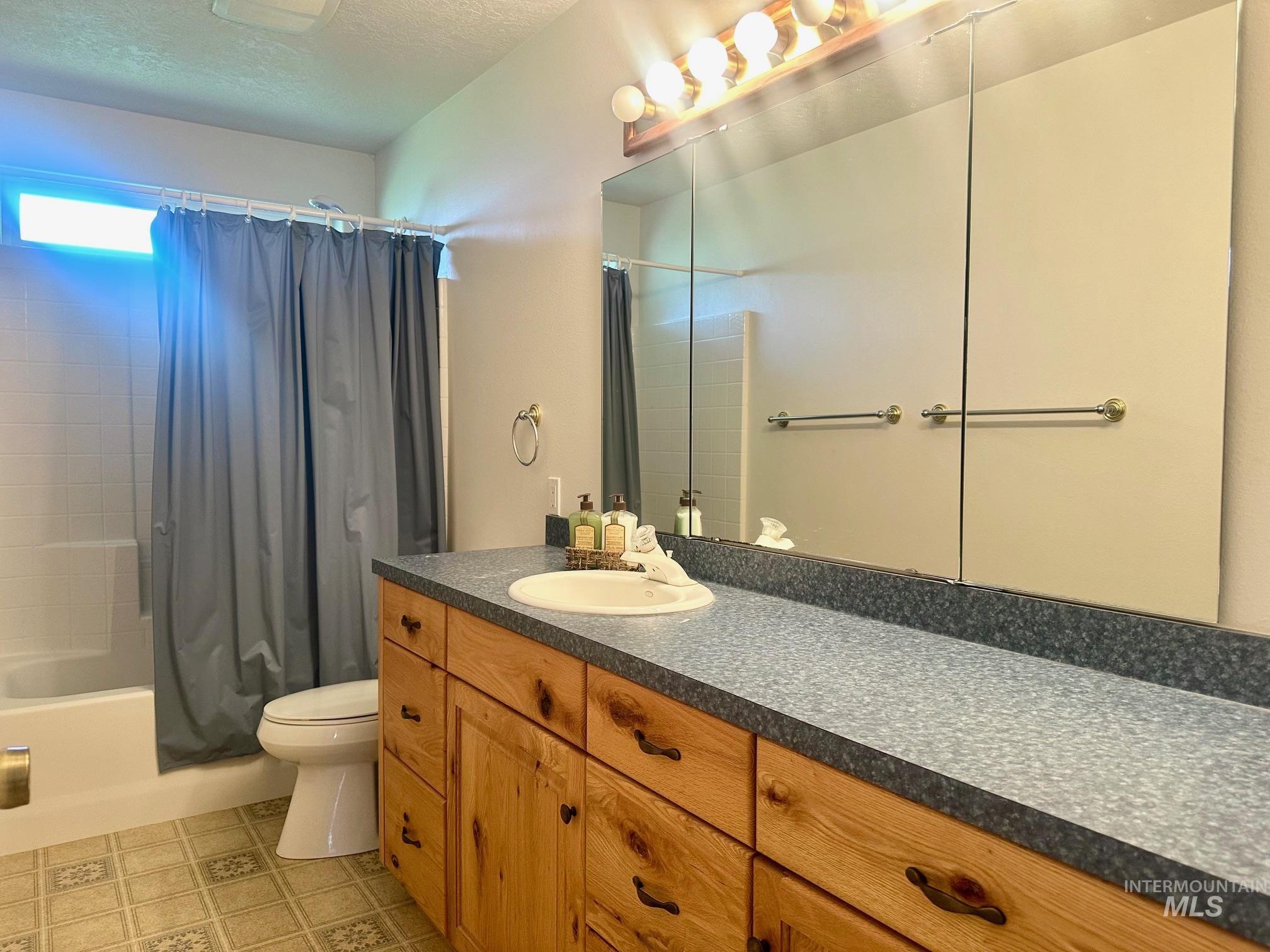 3484 E 3195 N Property Photo 15