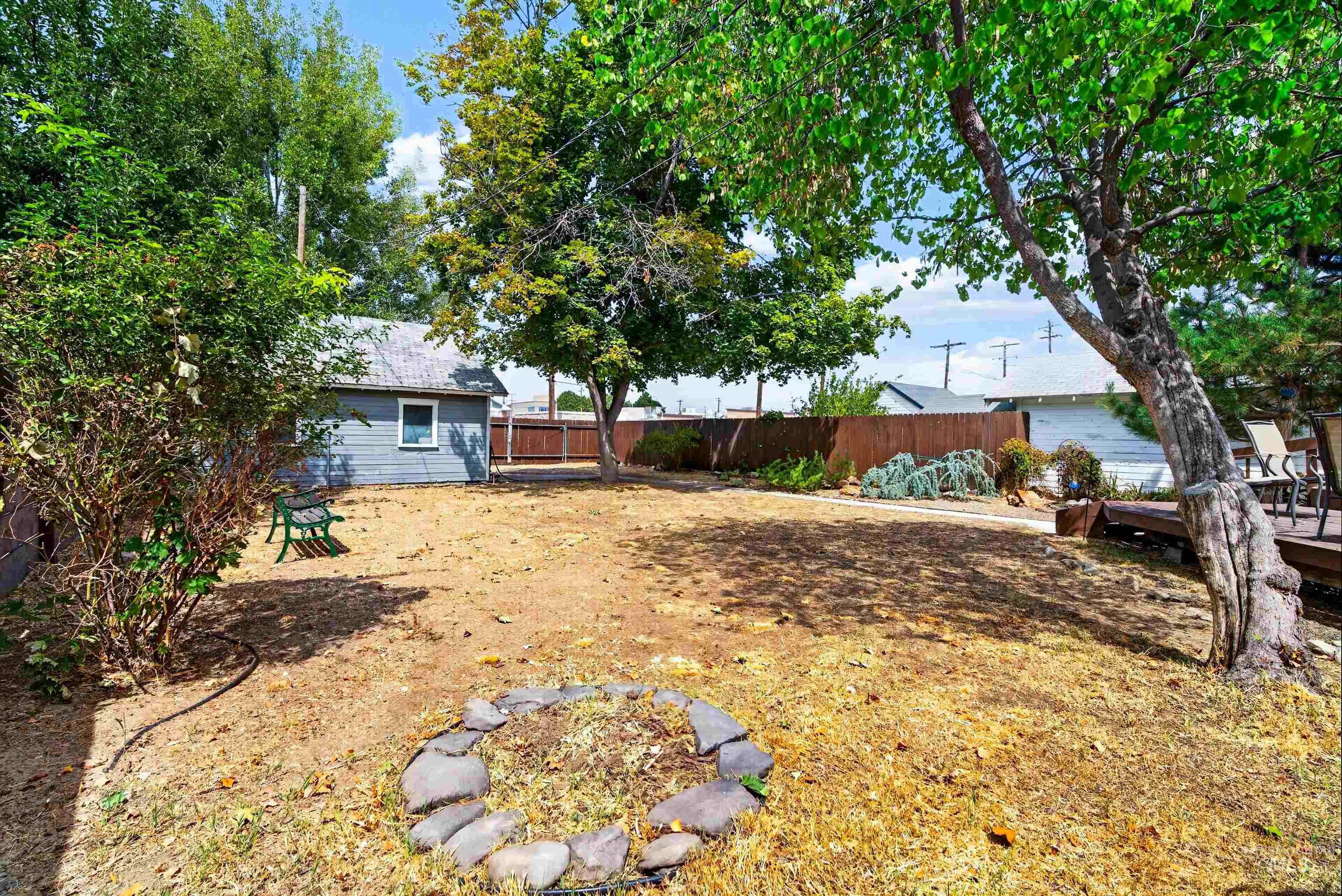 319 14th Ave S Property Photo 43