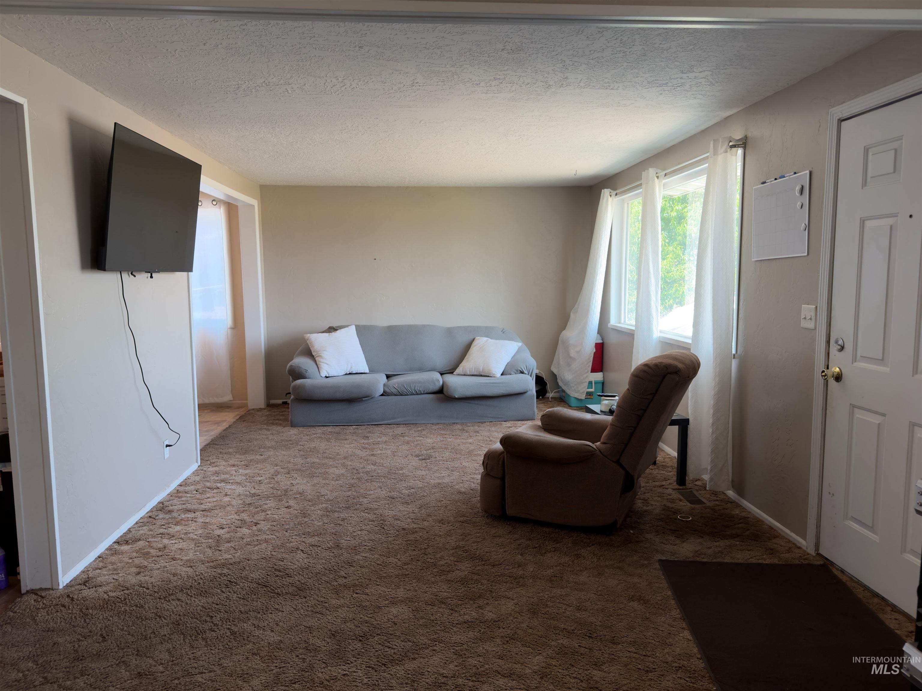 785 H St Property Photo 3
