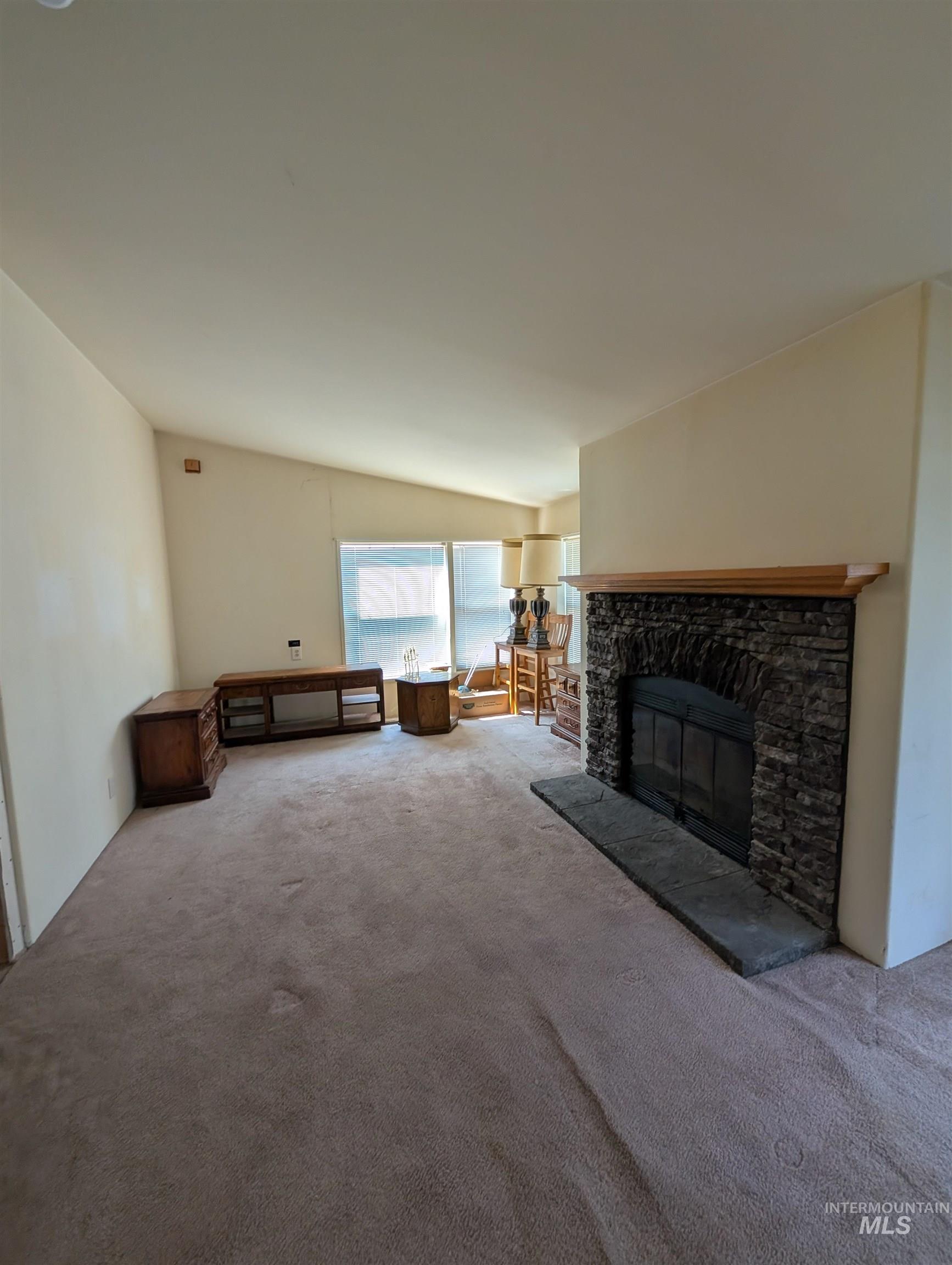 138 Theresa Acres Way Property Photo 6