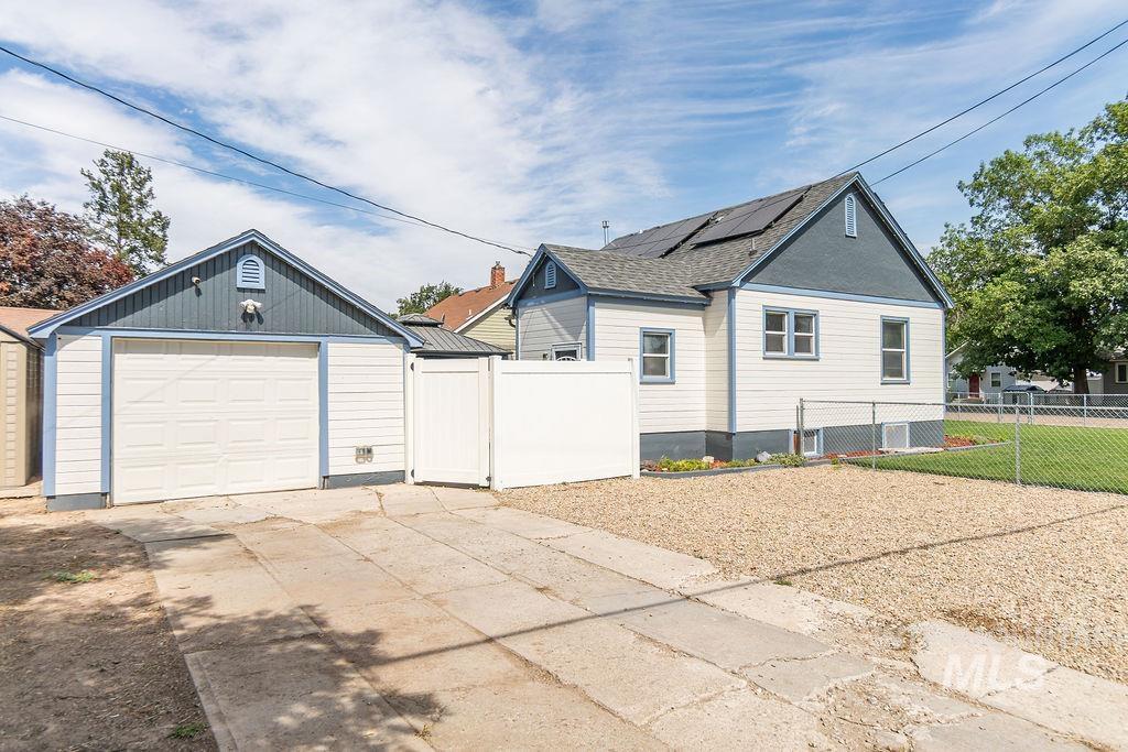 323 S Fern Street Property Photo 48