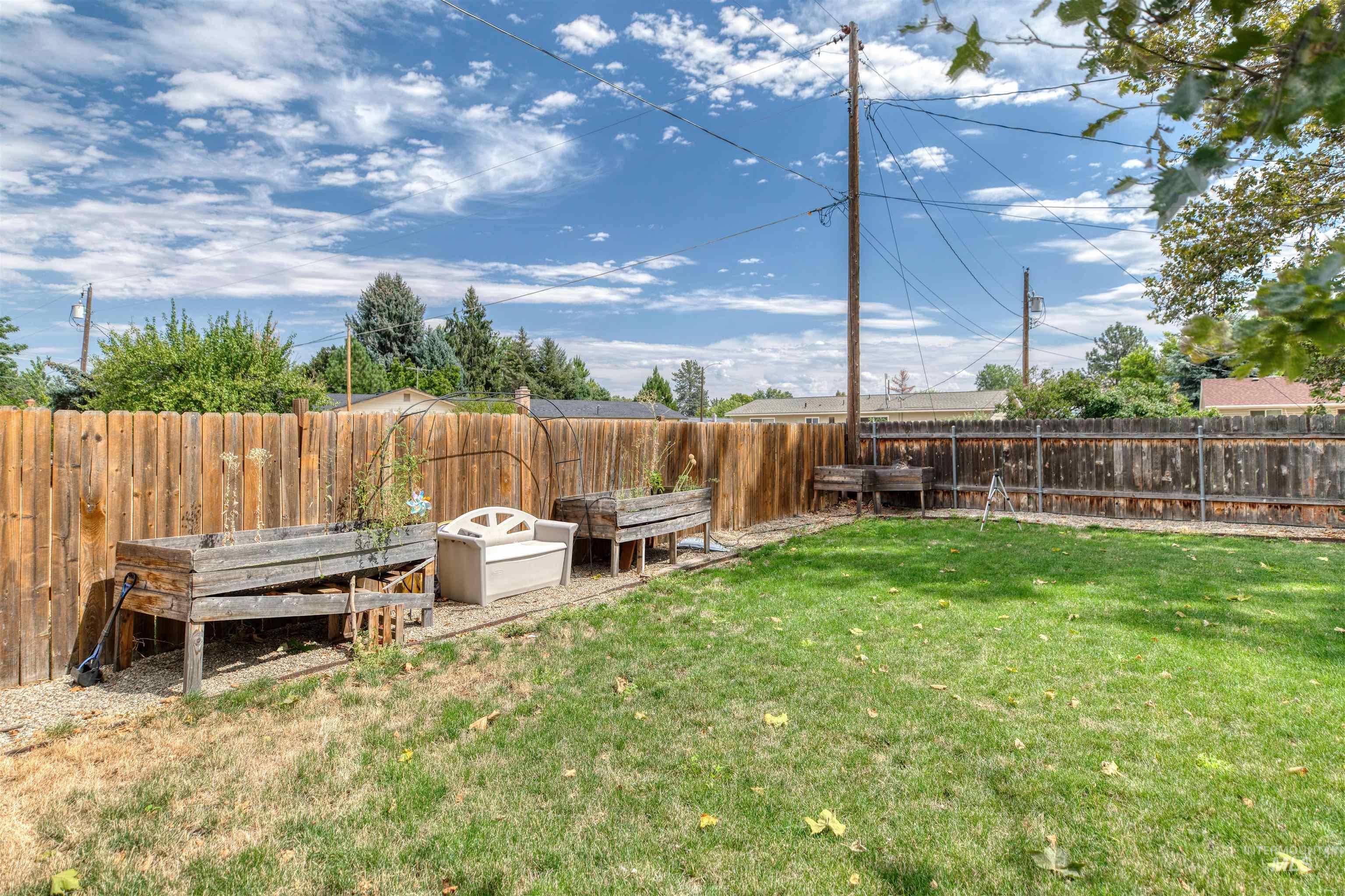 1222 Vista Dr Property Photo 25