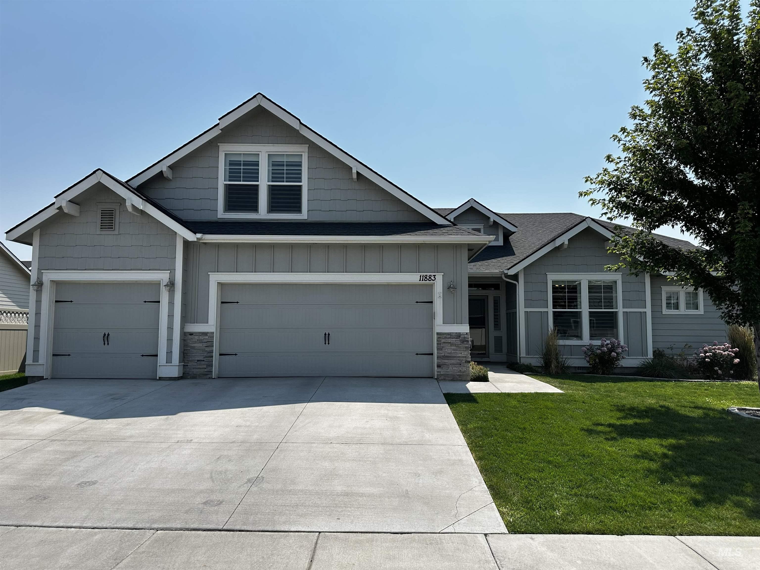 11883 W Trailheights Property Photo 1
