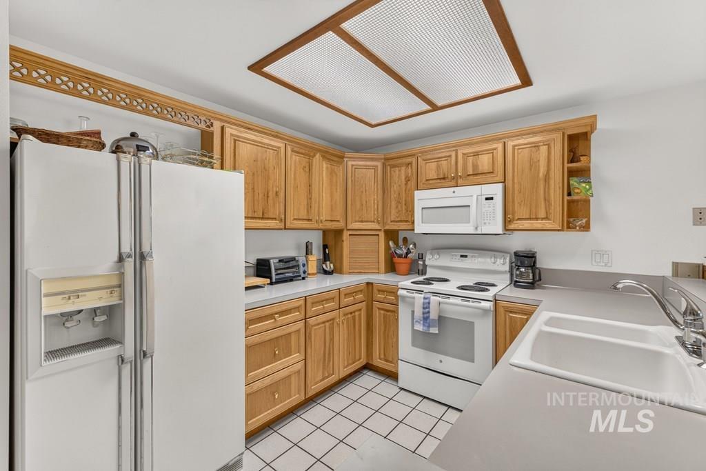 917 Fairway Drive Property Photo 17