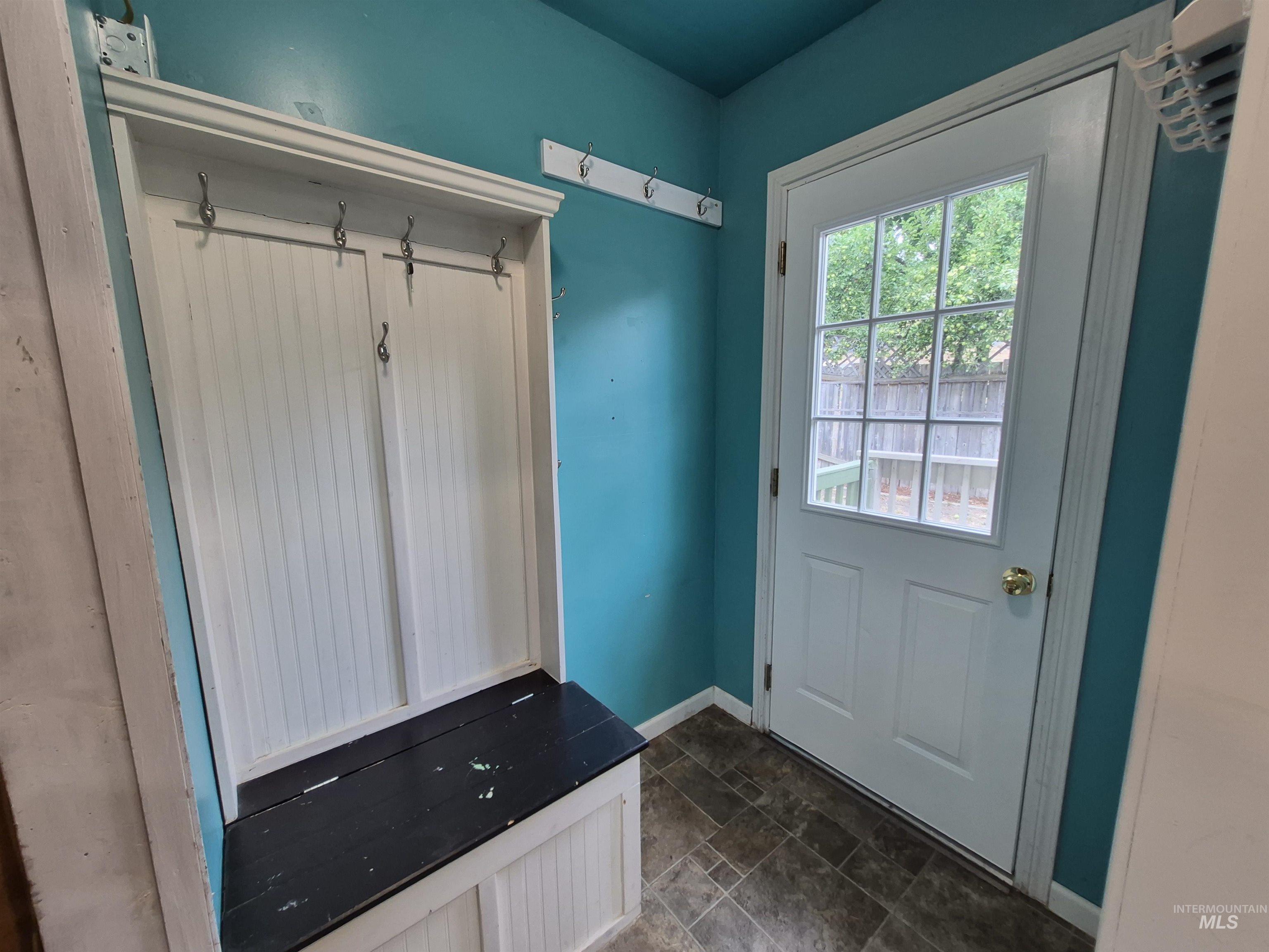 228 N Lilly Property Photo 18