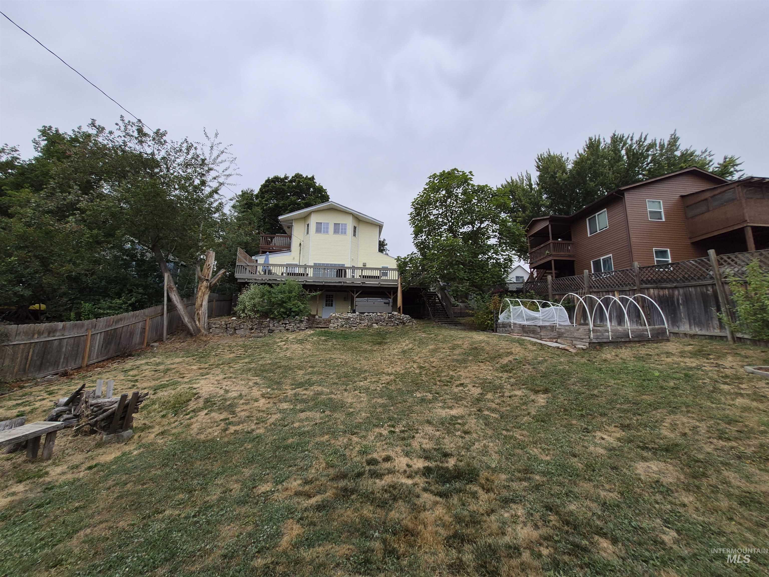 228 N Lilly Property Photo 41
