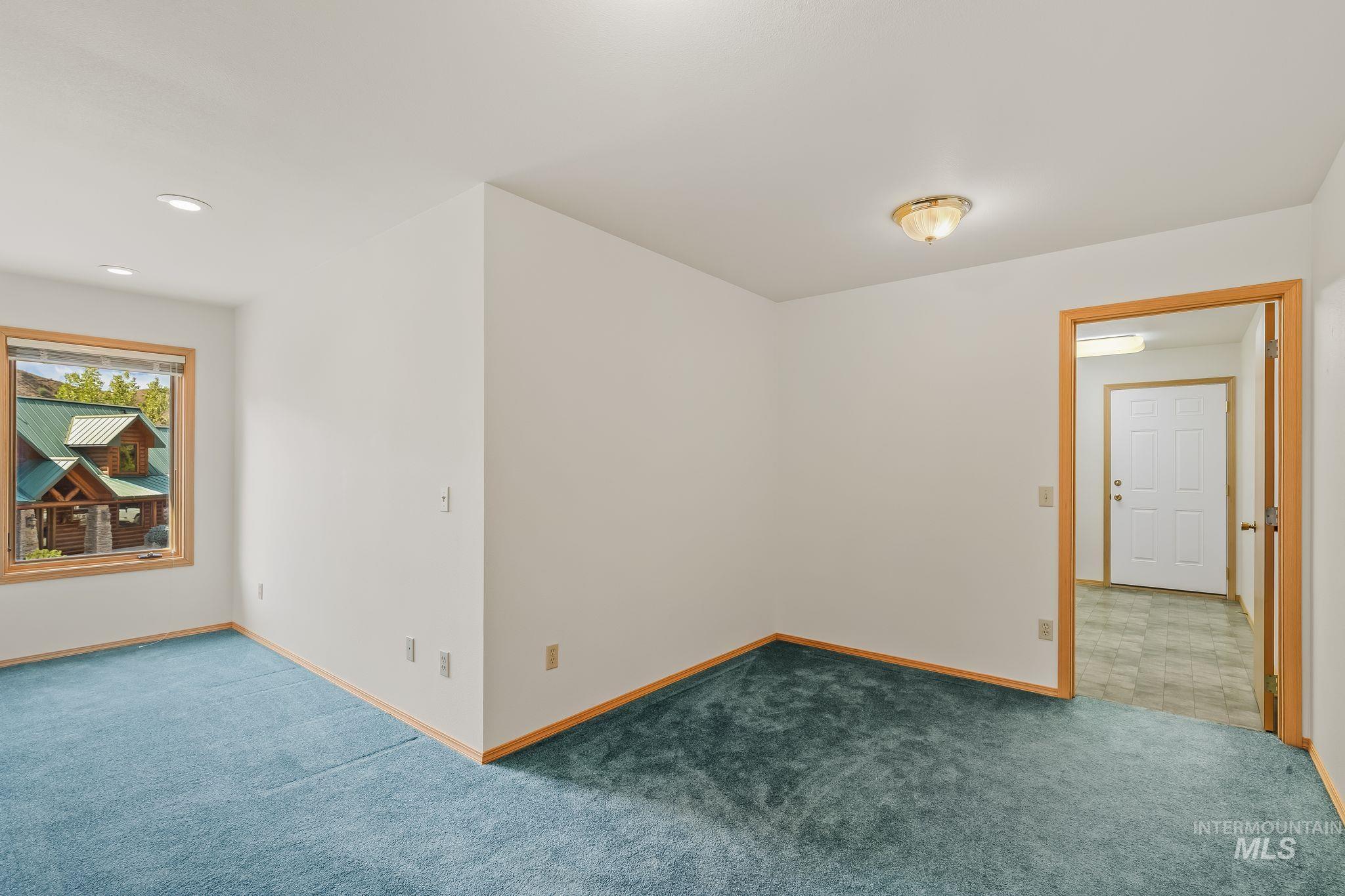 327 Two Bears Rd. Property Photo 45