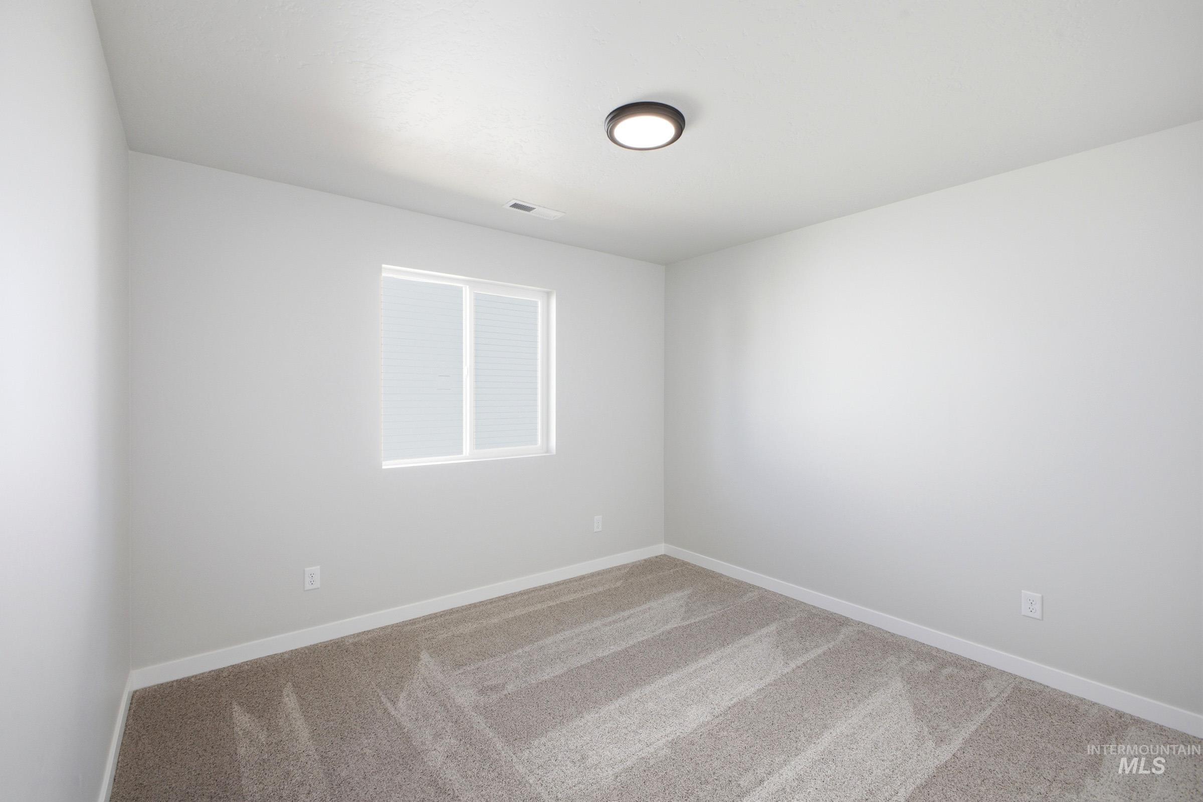 683 W Novak Dr Property Photo 10