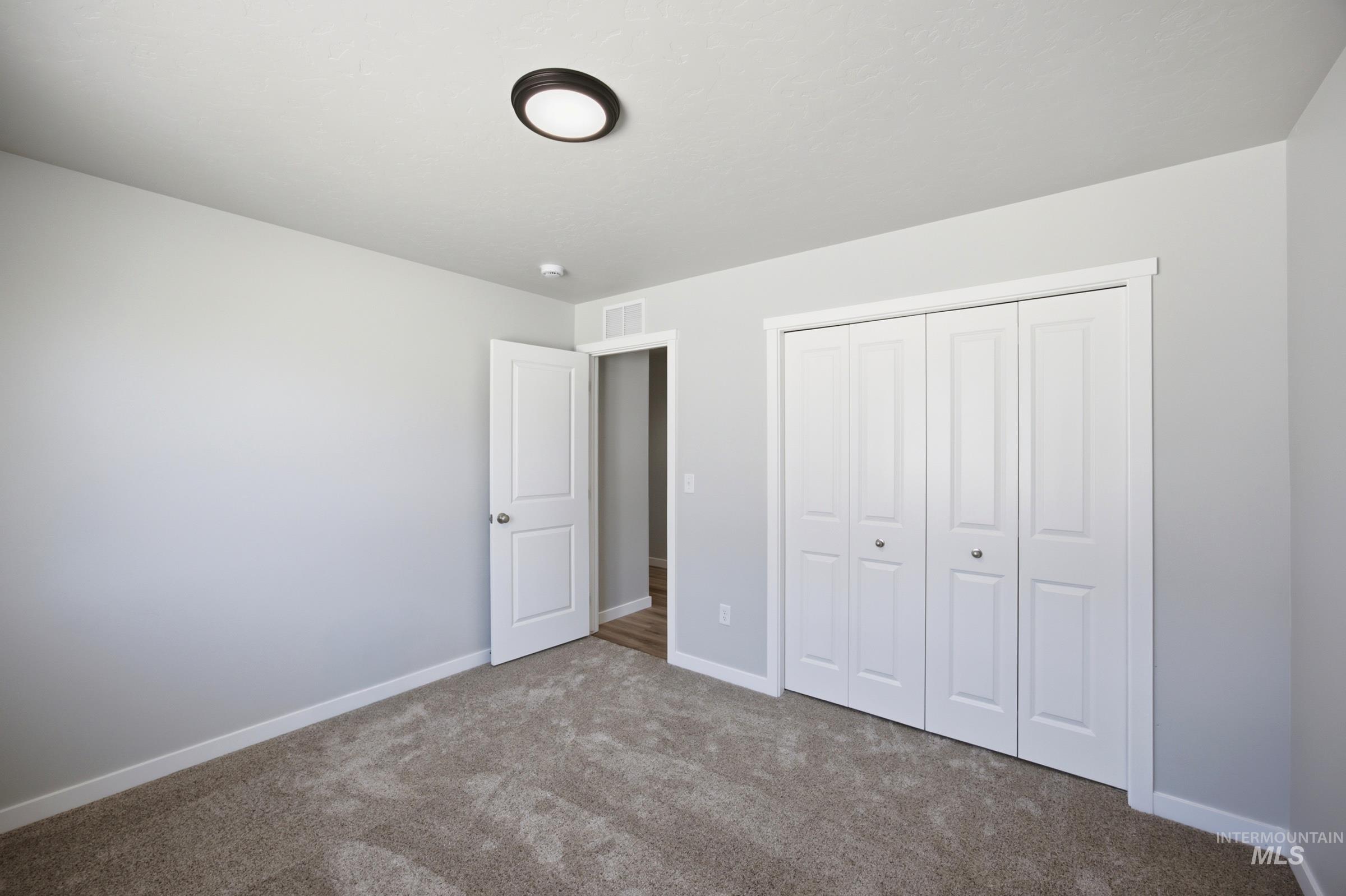 2183 N 8th E St Property Photo 18