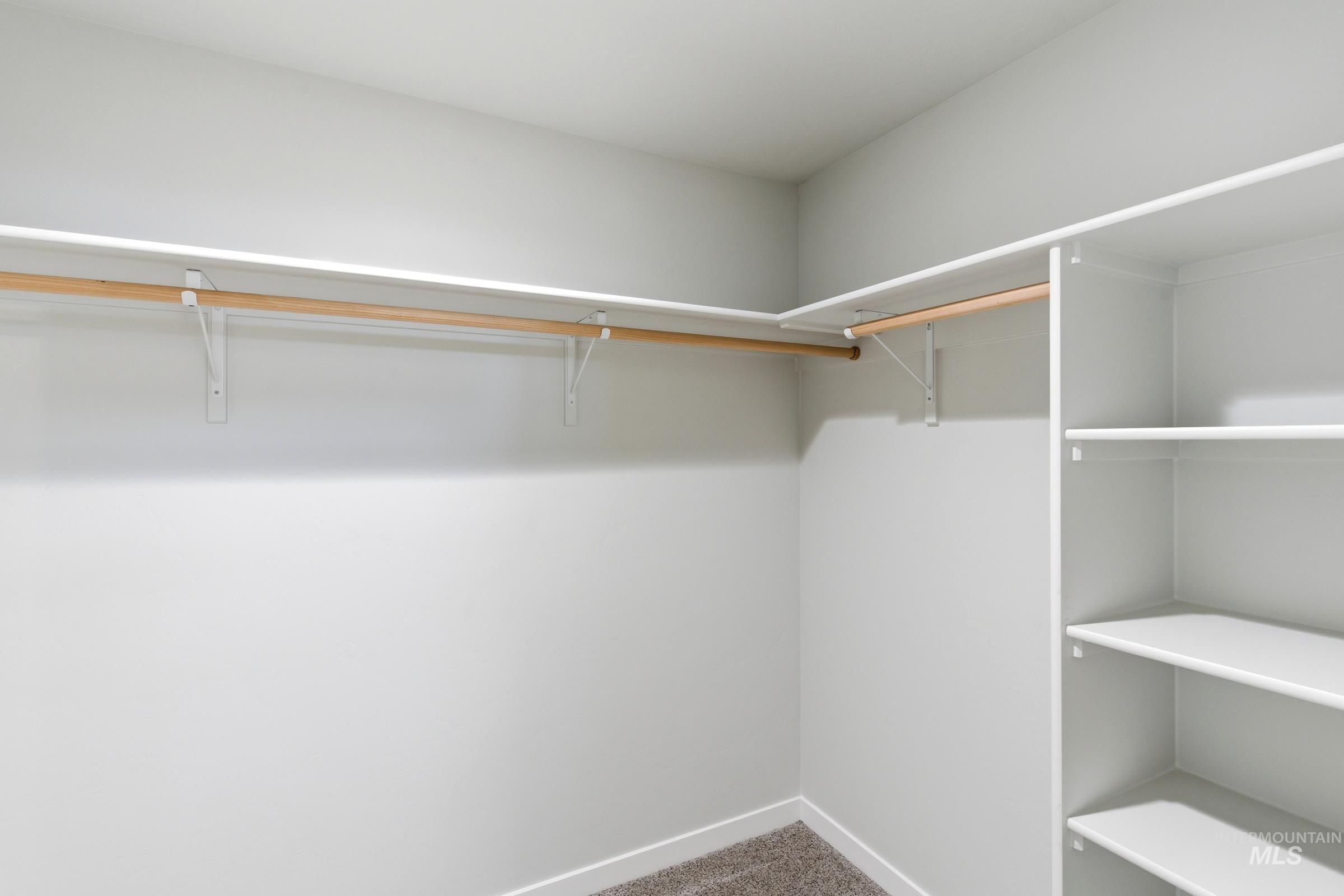 1325 Sunday River St Property Photo 16