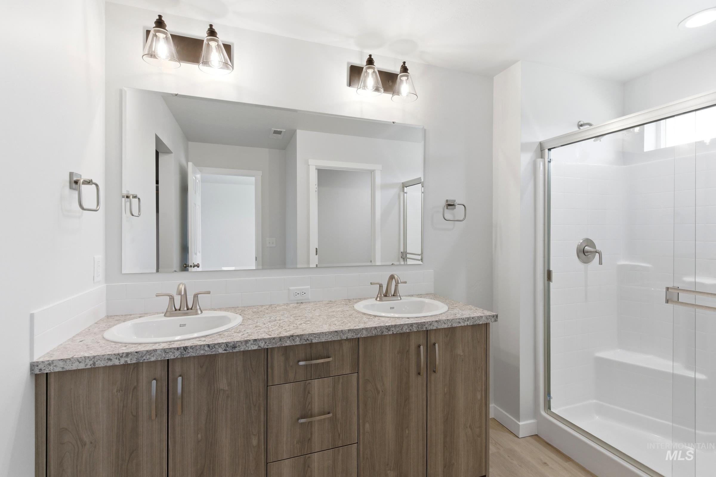 1325 Sunday River St Property Photo 17