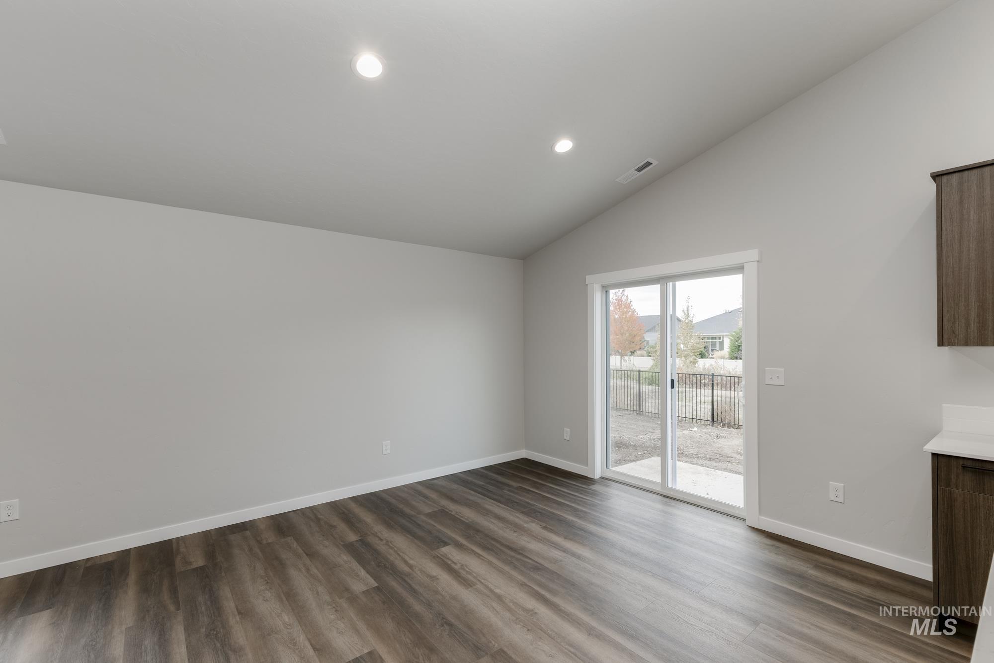9464 W Blazing Star St Property Photo 6