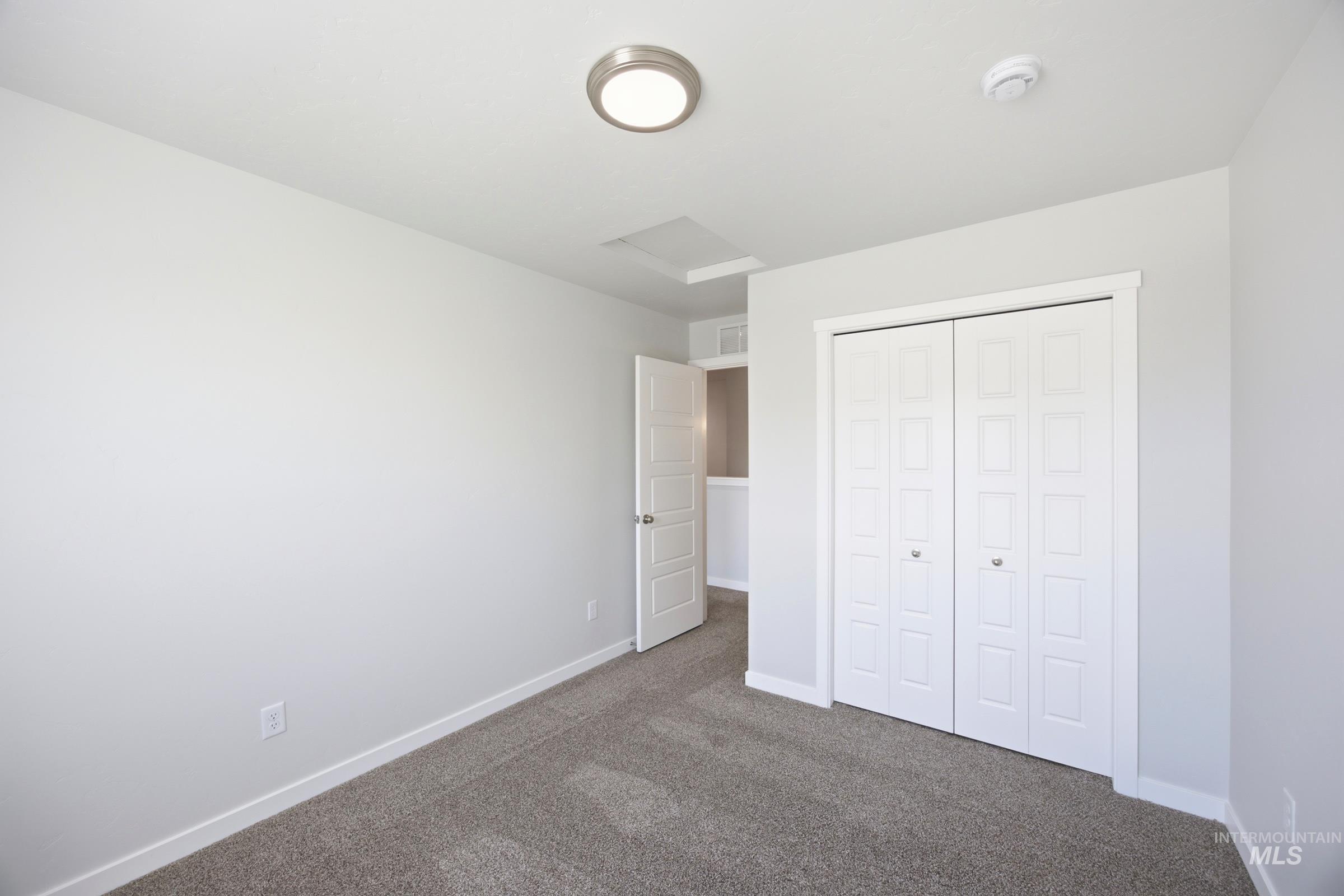 10870 Greensboro St Property Photo 10
